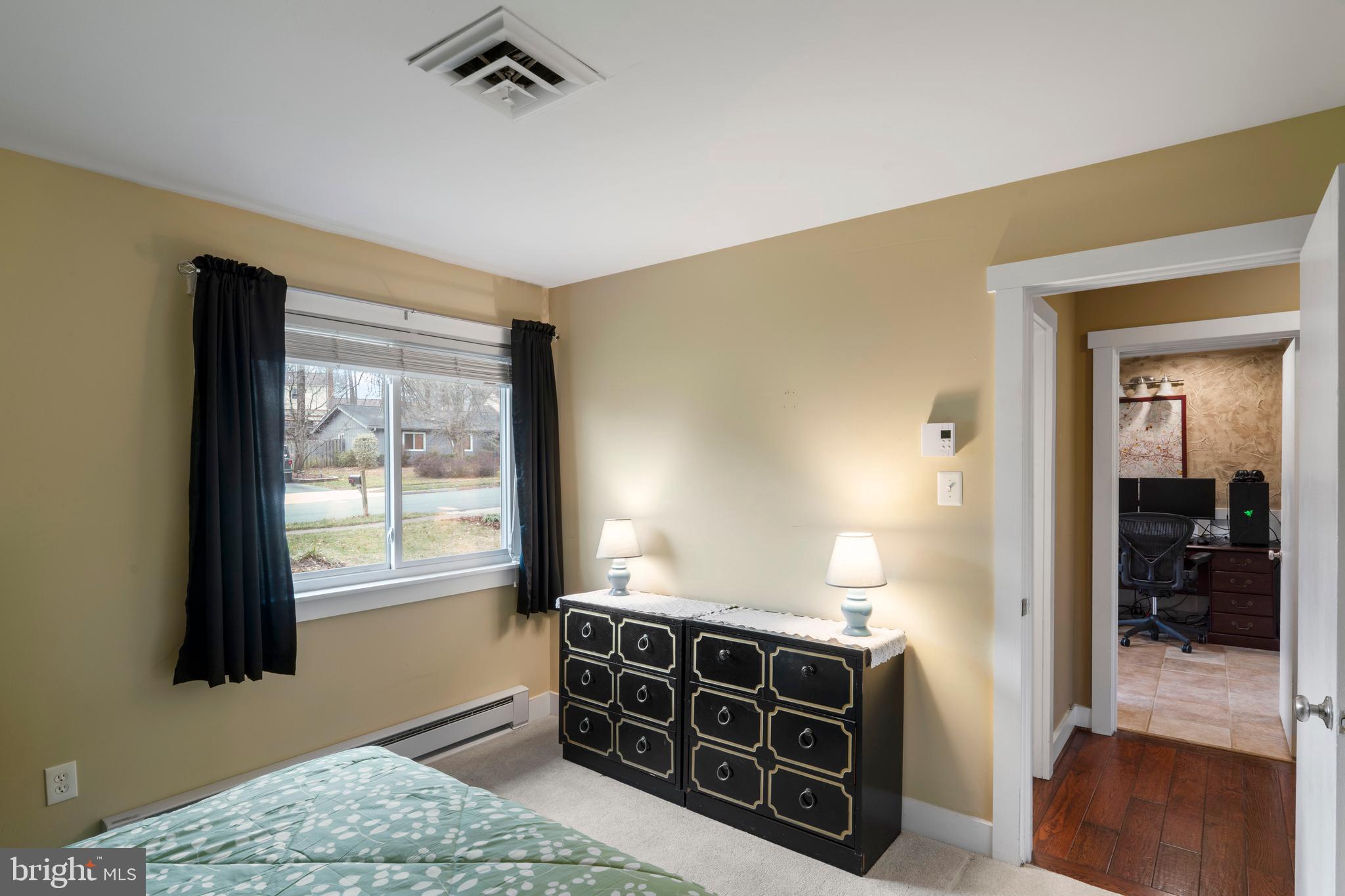 HIDDENBROOK - Residential