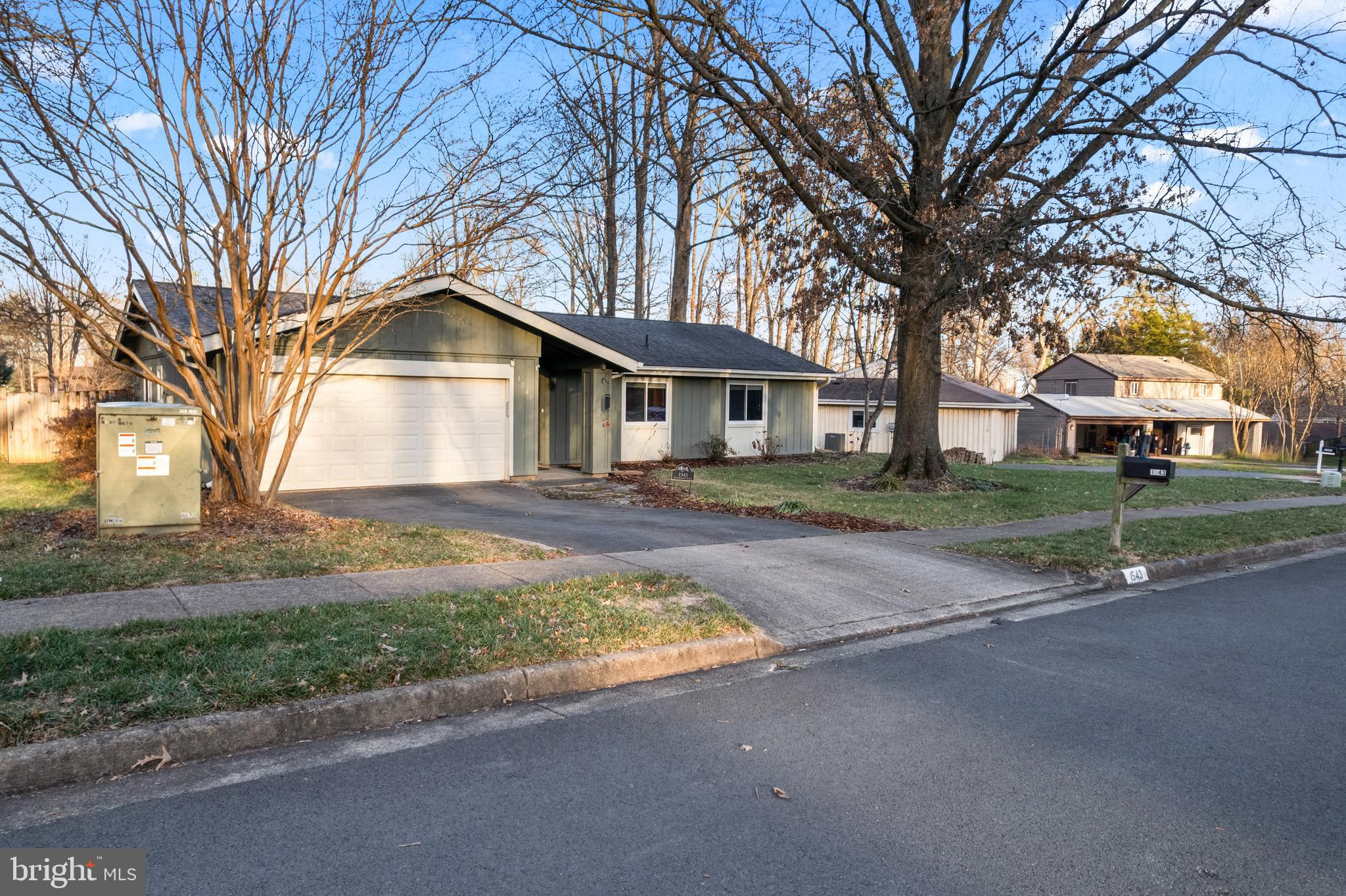 HIDDENBROOK - Residential