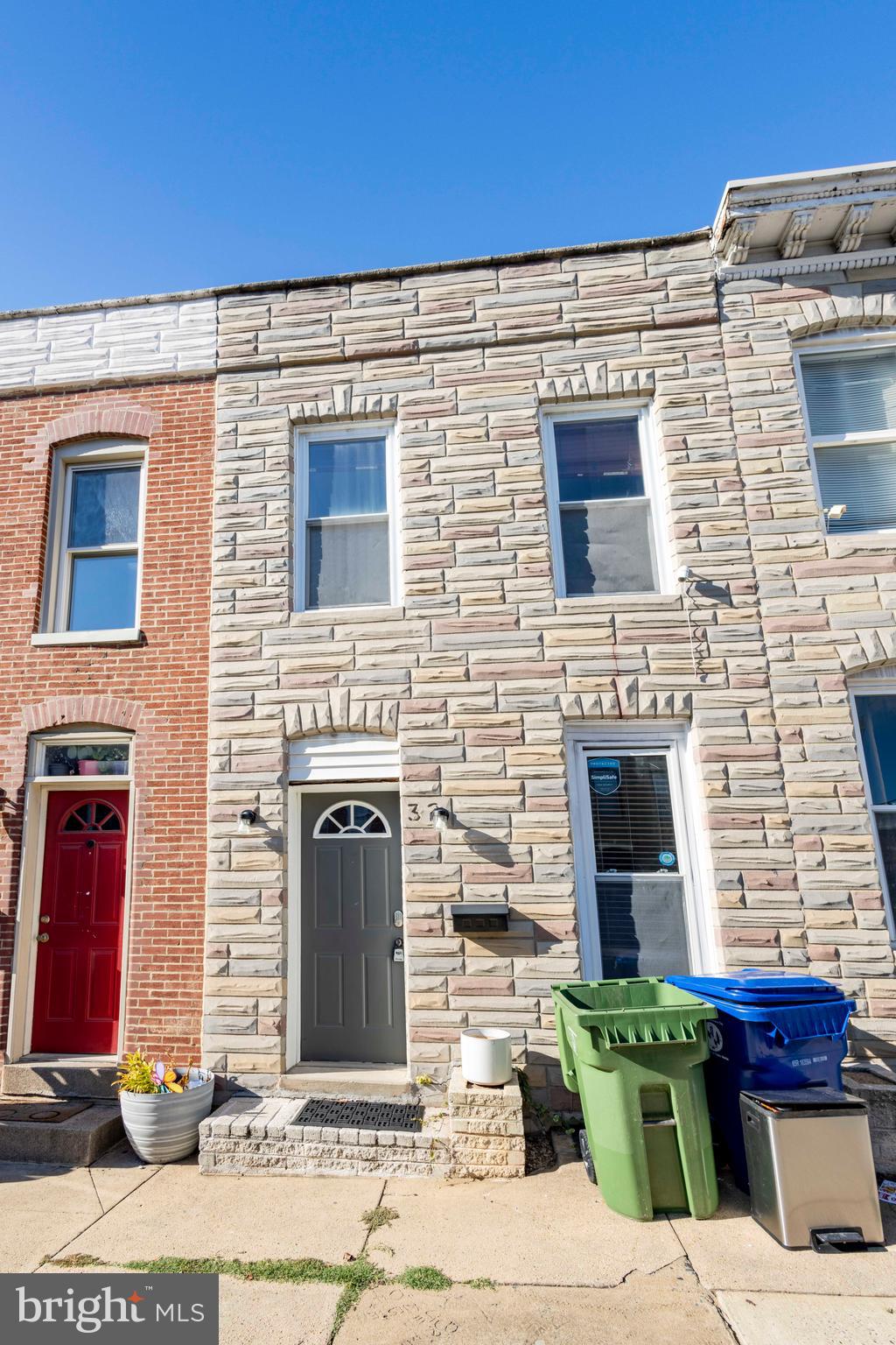 SOUTH BALTIMORE - Residential Lease