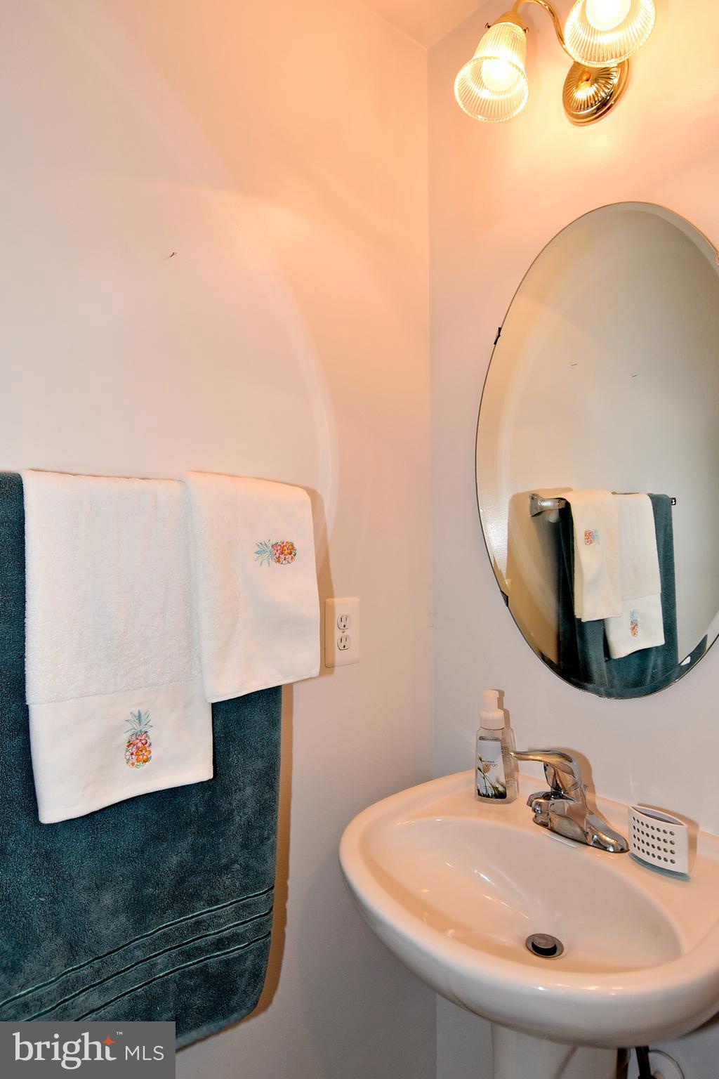 RIVERSIDE STATION - Residential Lease