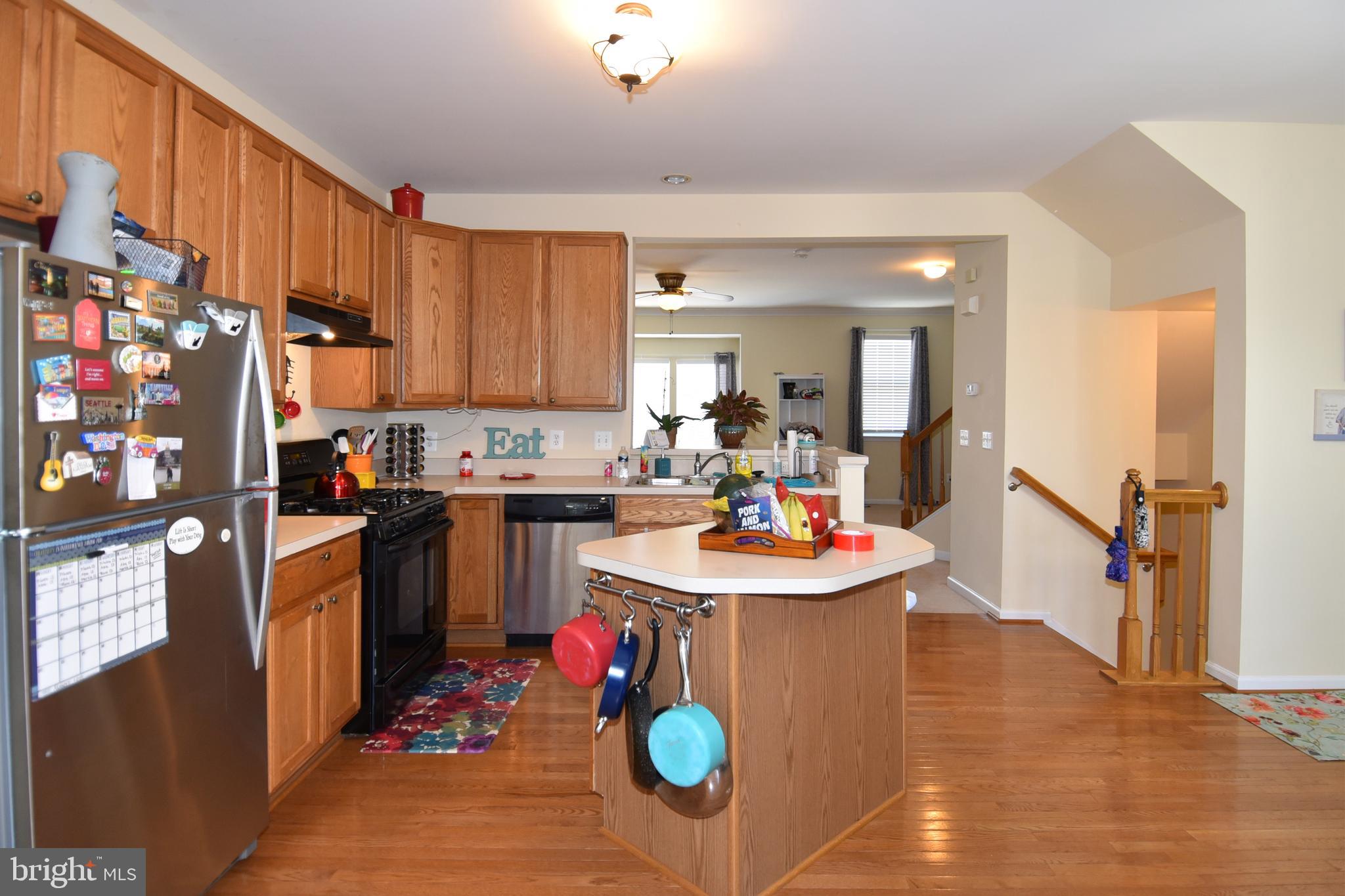 RIVERSIDE STATION - Residential Lease