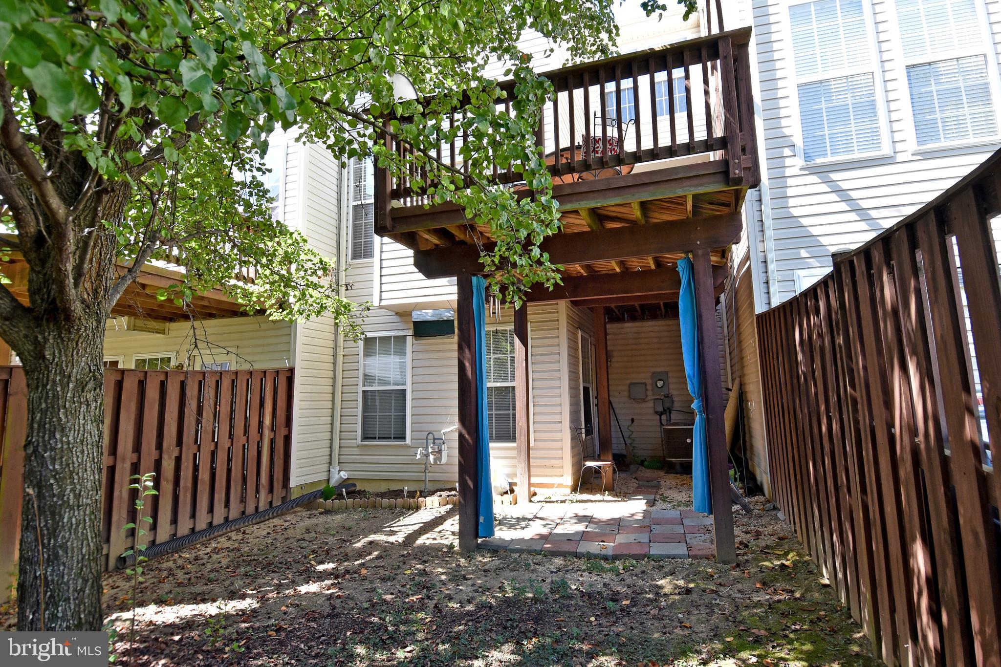 RIVERSIDE STATION - Residential Lease