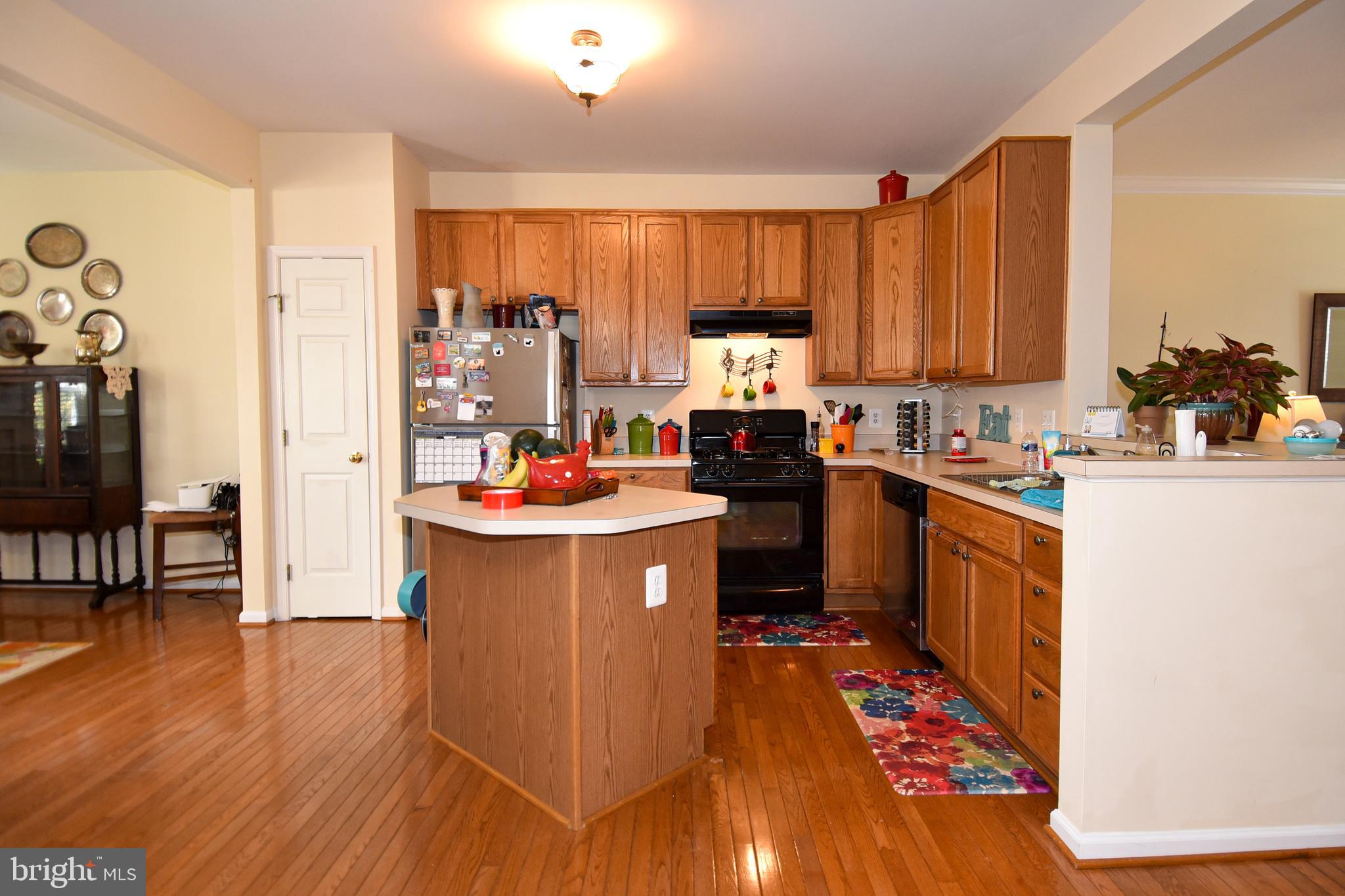 RIVERSIDE STATION - Residential Lease