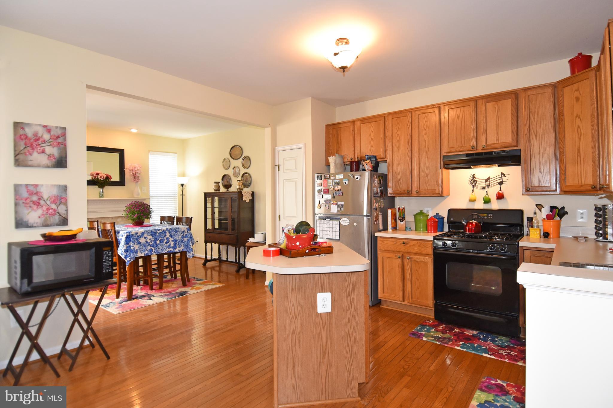 RIVERSIDE STATION - Residential Lease