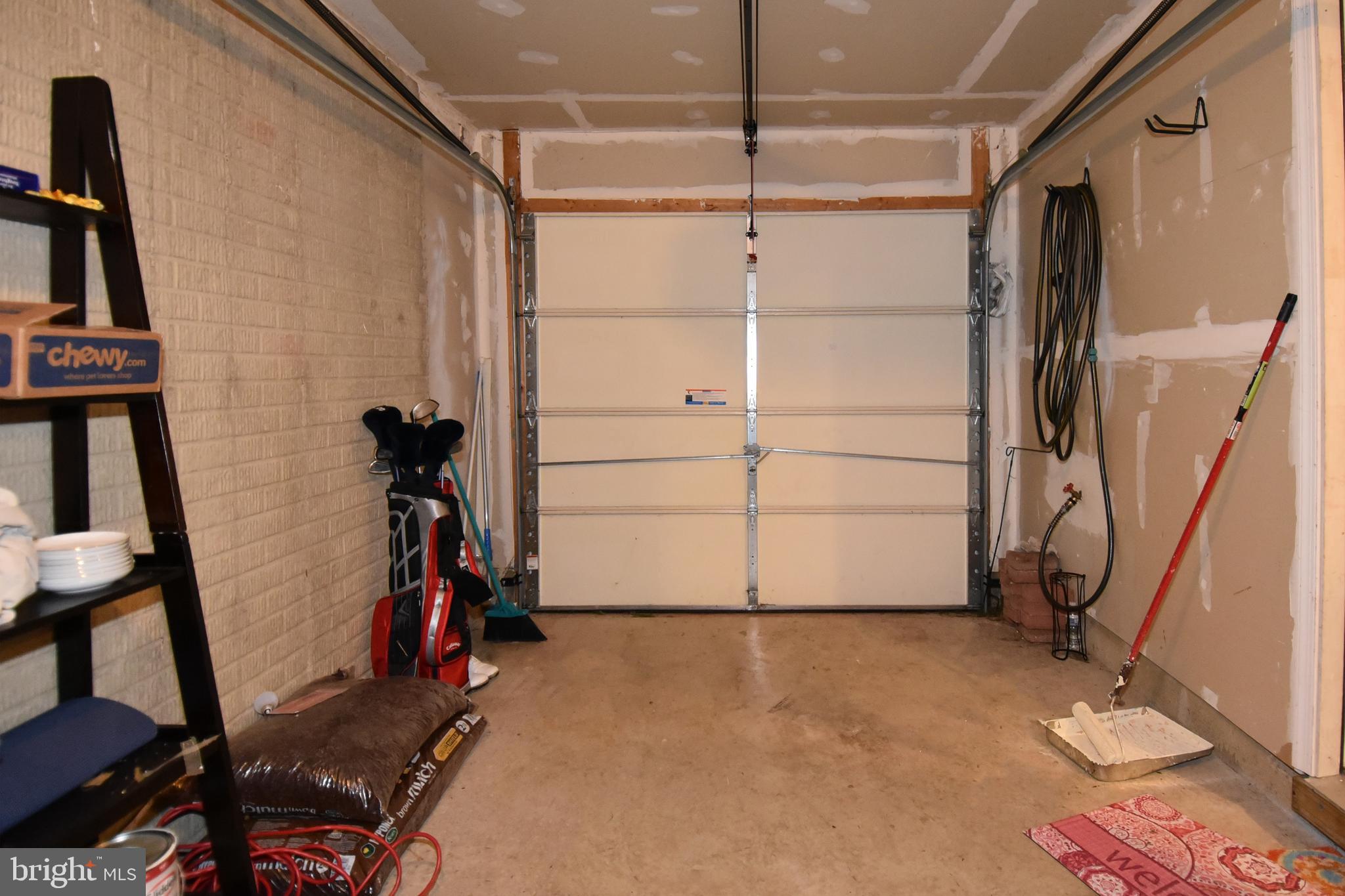 RIVERSIDE STATION - Residential Lease