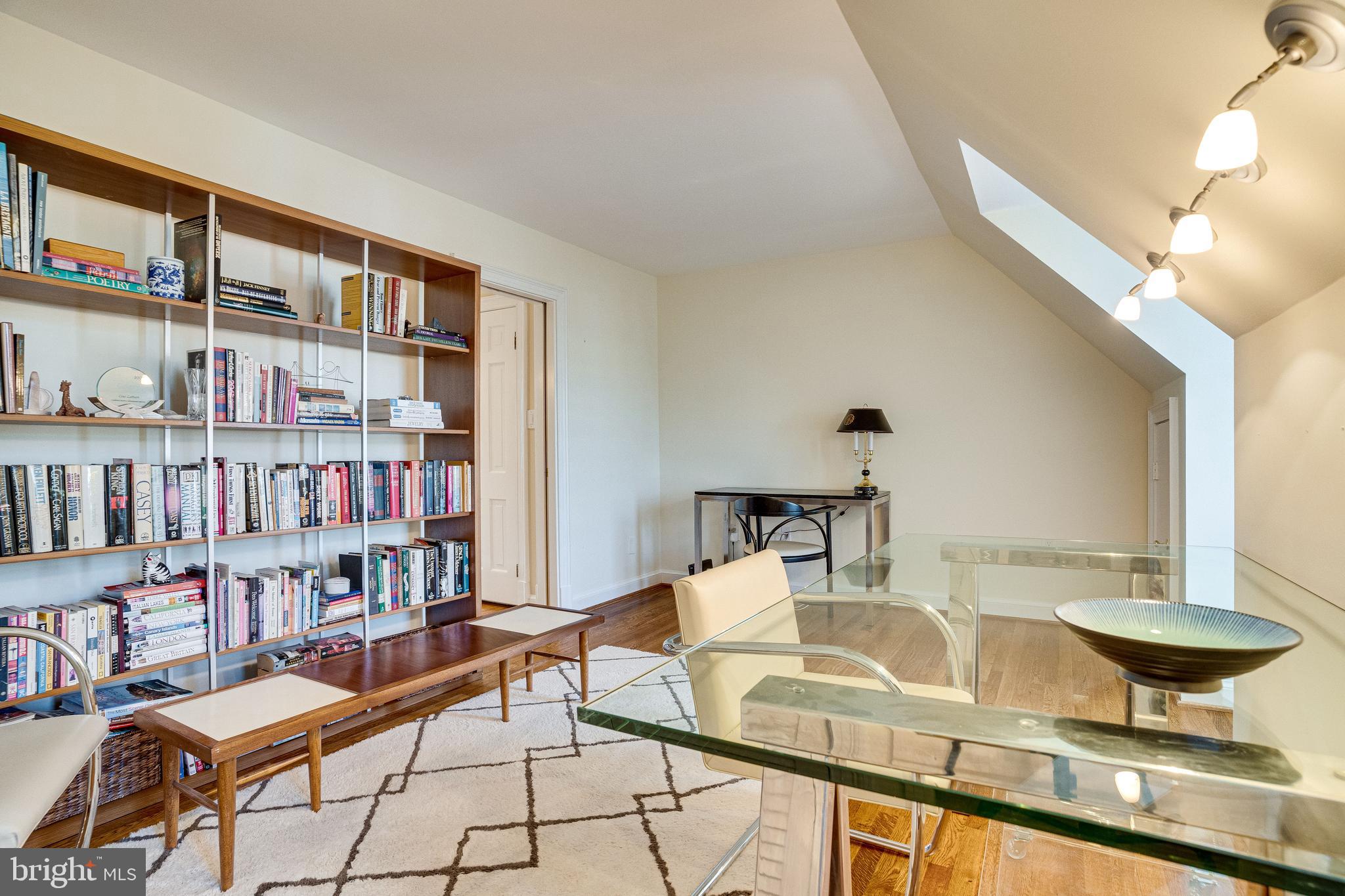 OLD TOWN - Residential