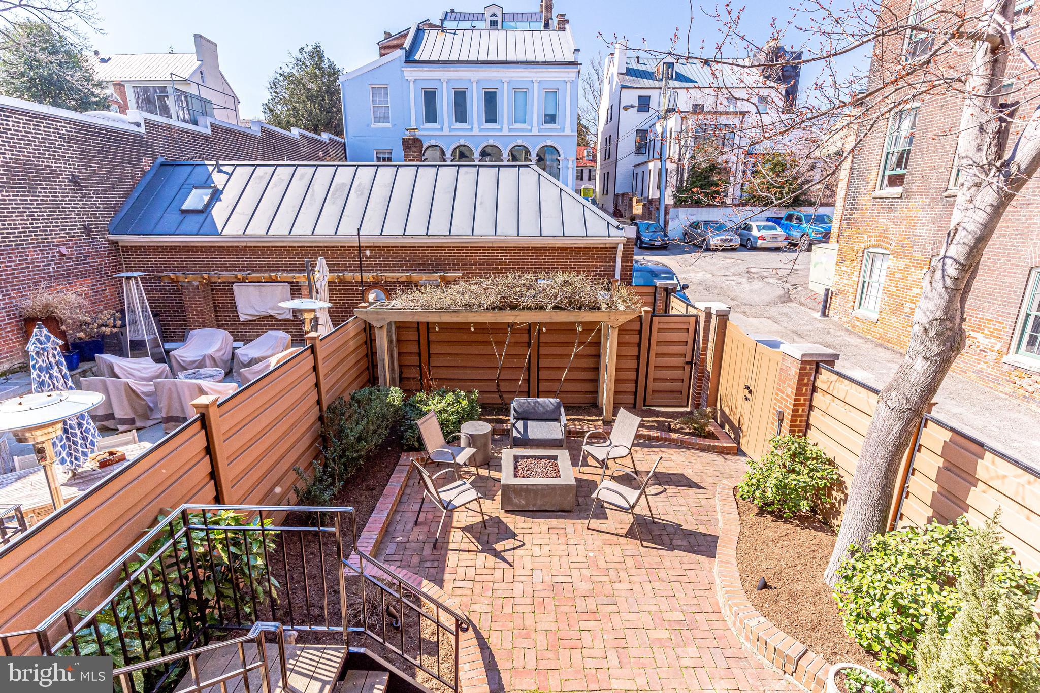 OLD TOWN - Residential