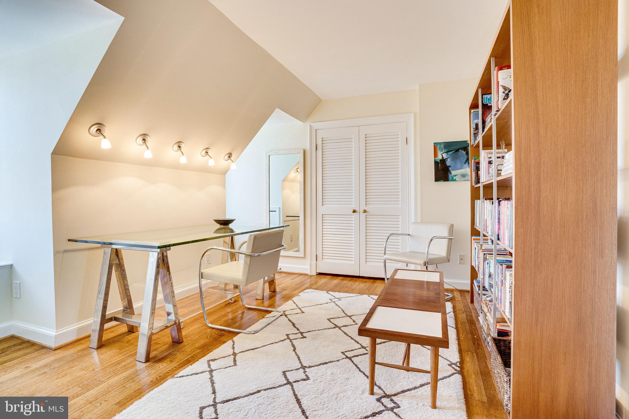 OLD TOWN - Residential