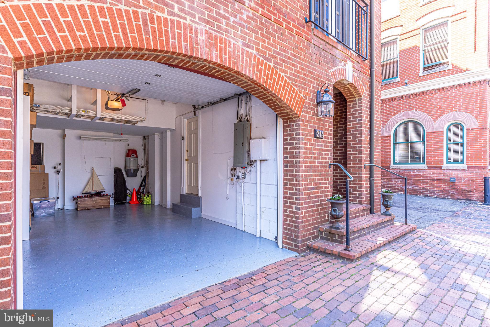 OLD TOWN - Residential