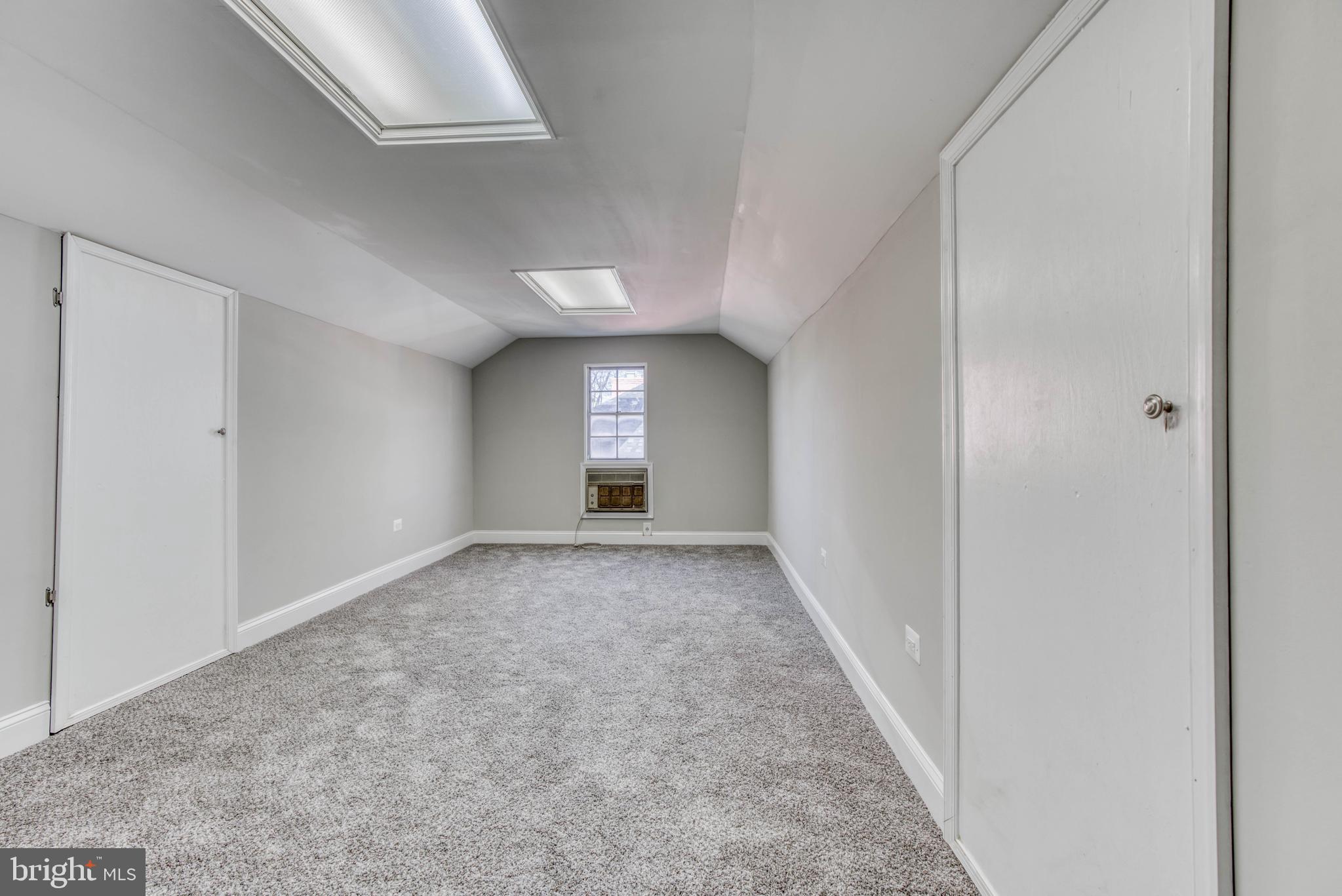 NORTHWOOD - Residential