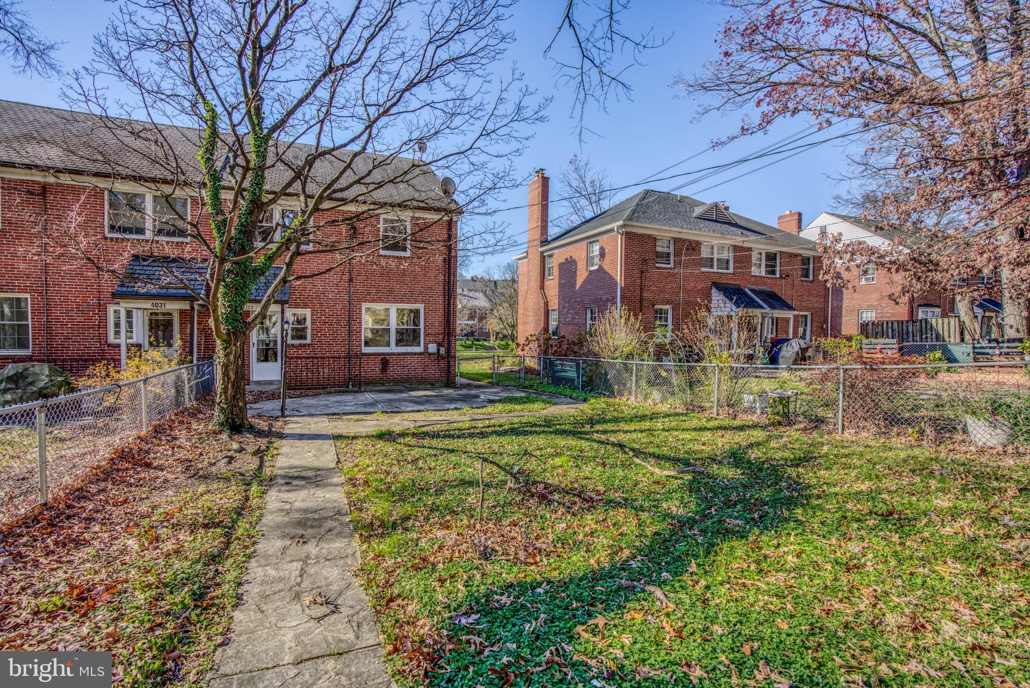 NORTHWOOD - Residential