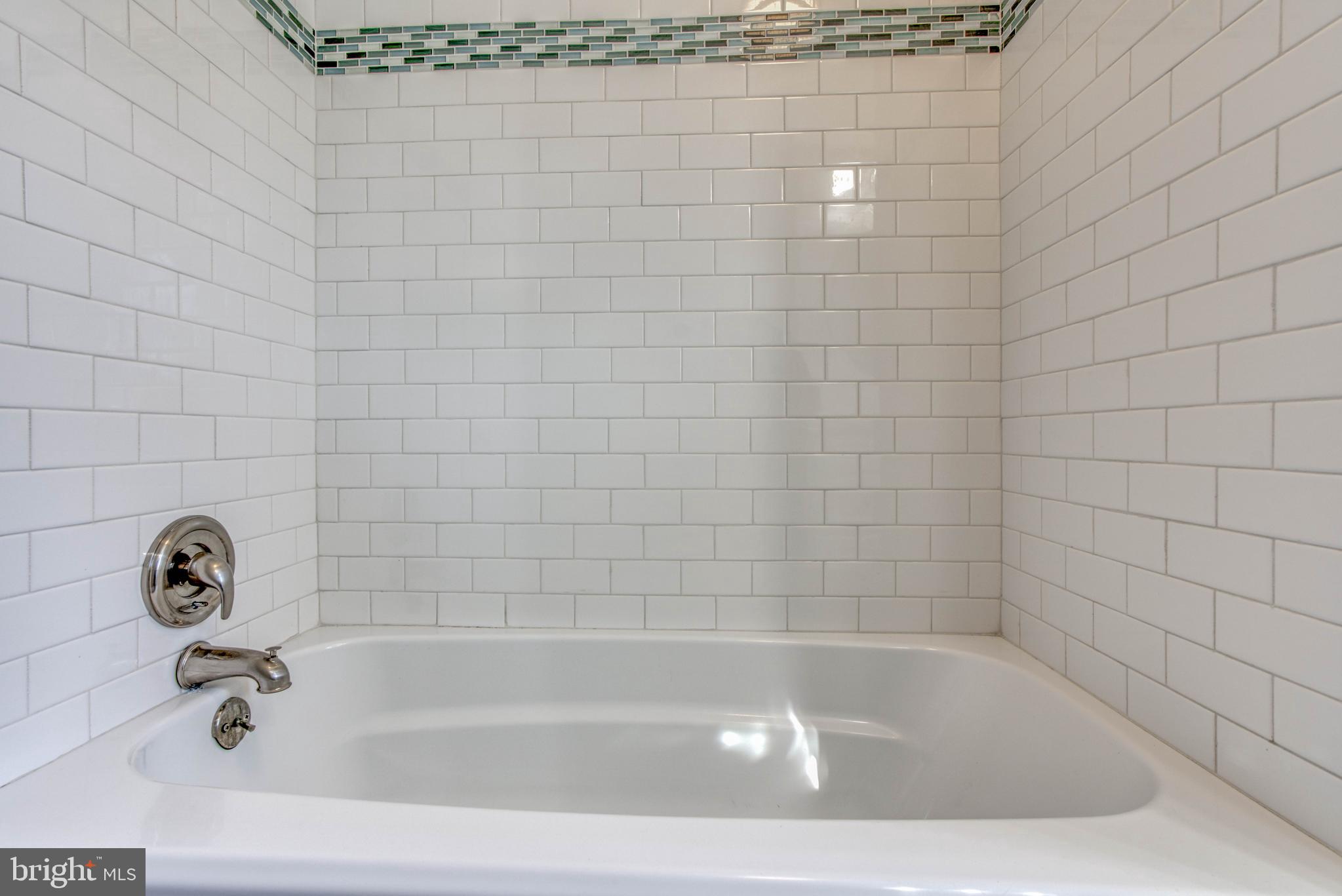 NORTHWOOD - Residential