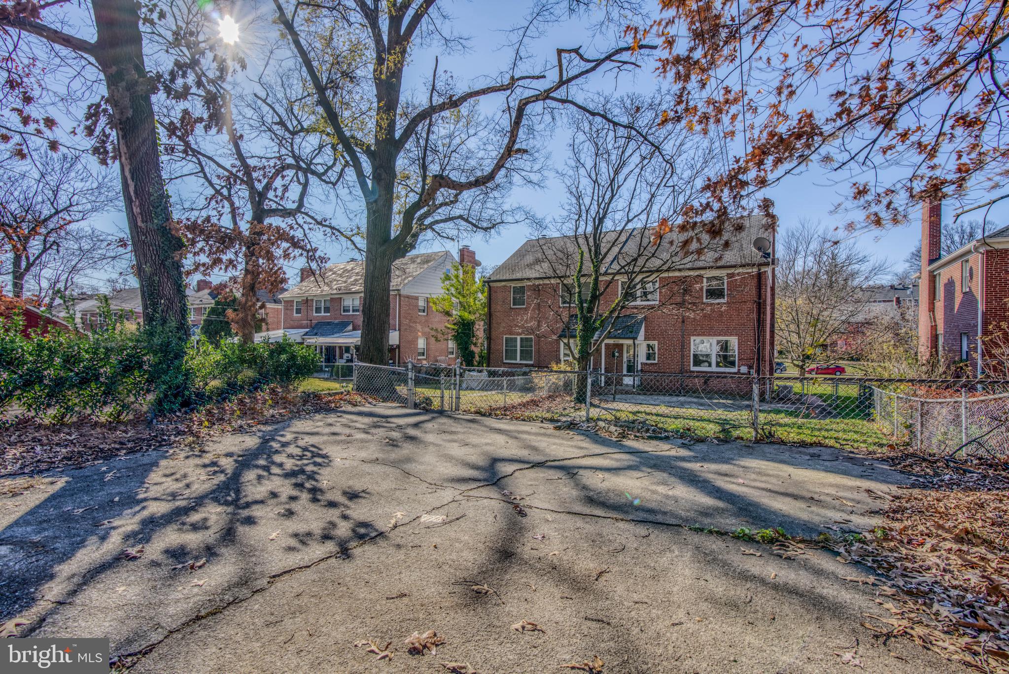 NORTHWOOD - Residential