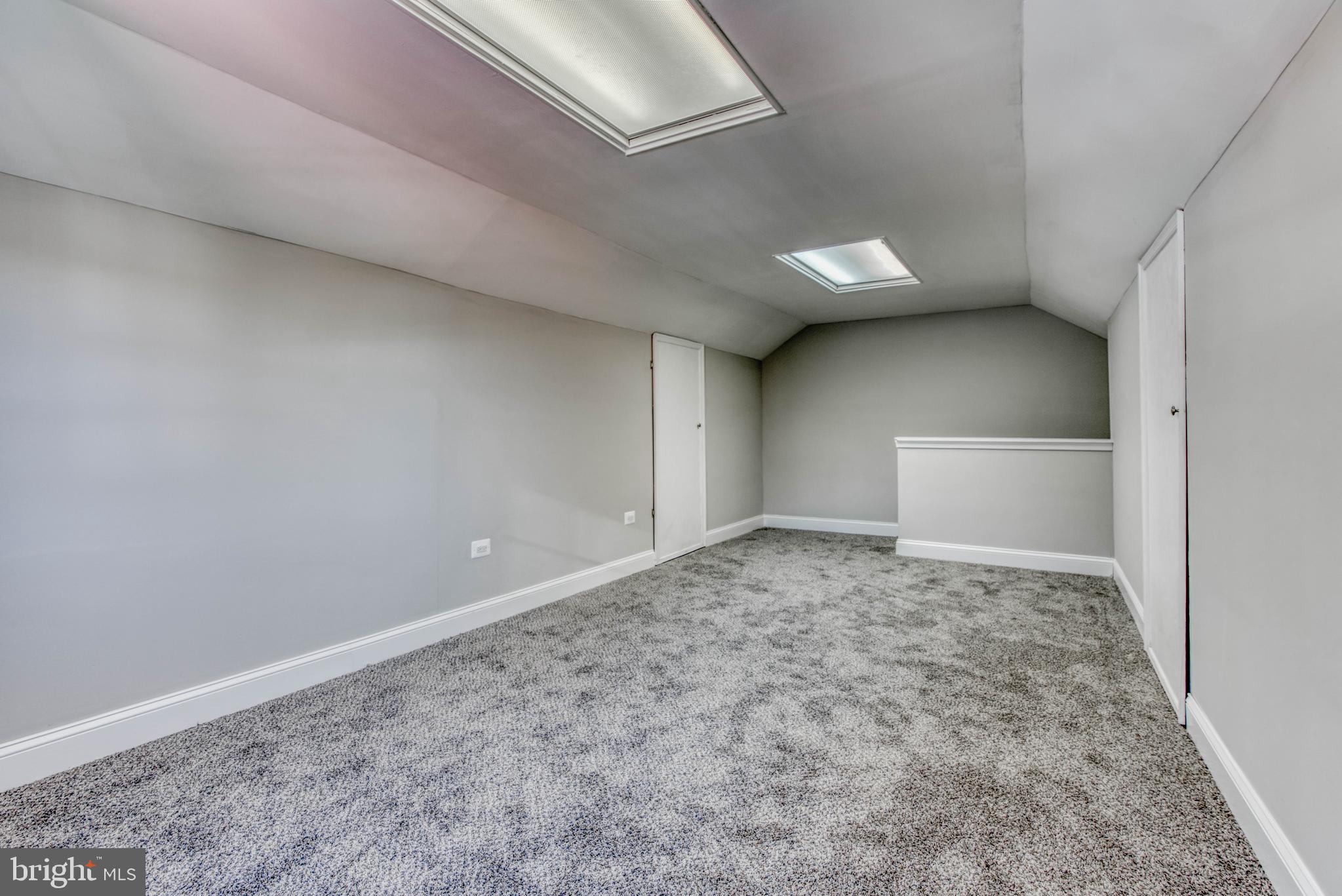 NORTHWOOD - Residential