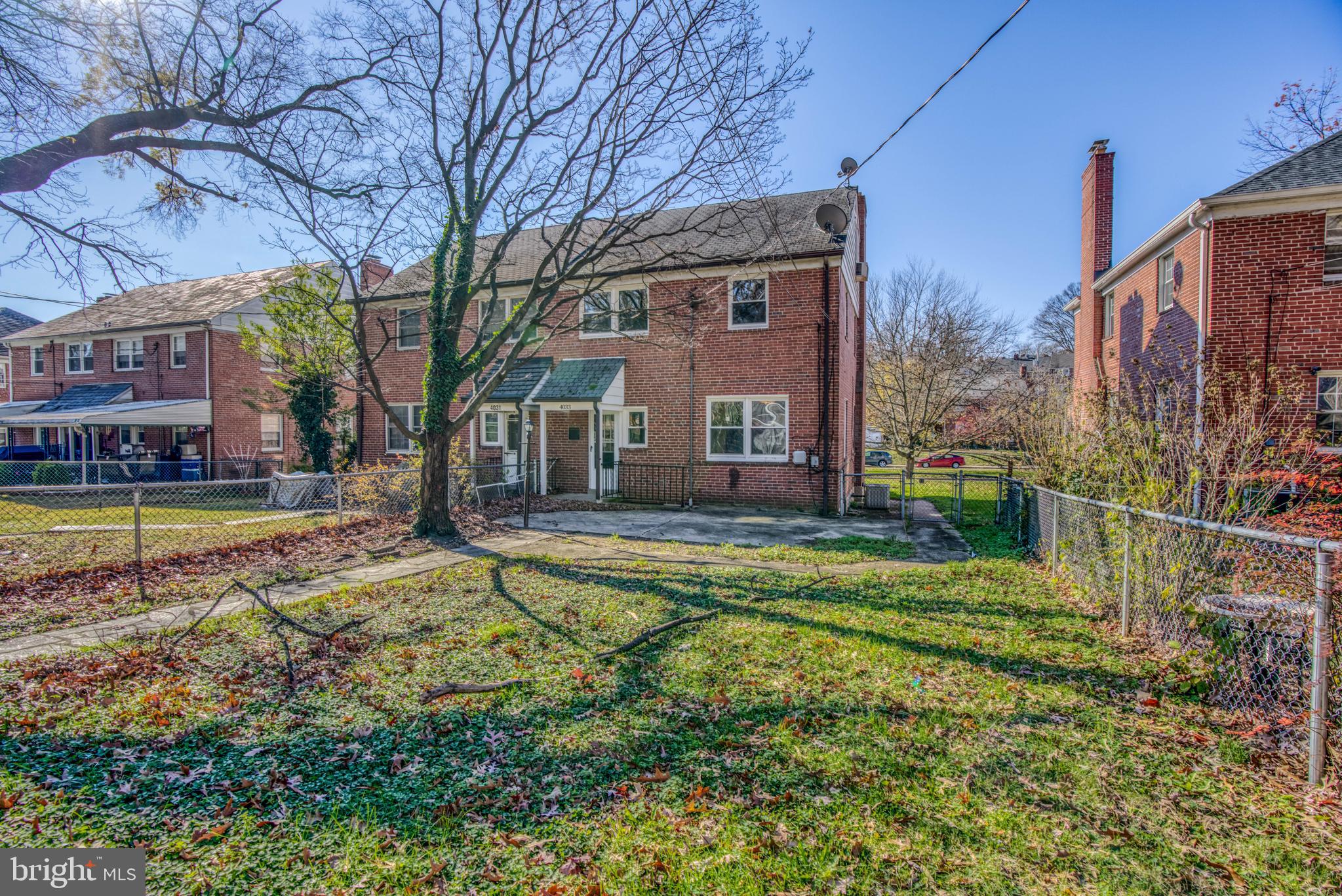 NORTHWOOD - Residential