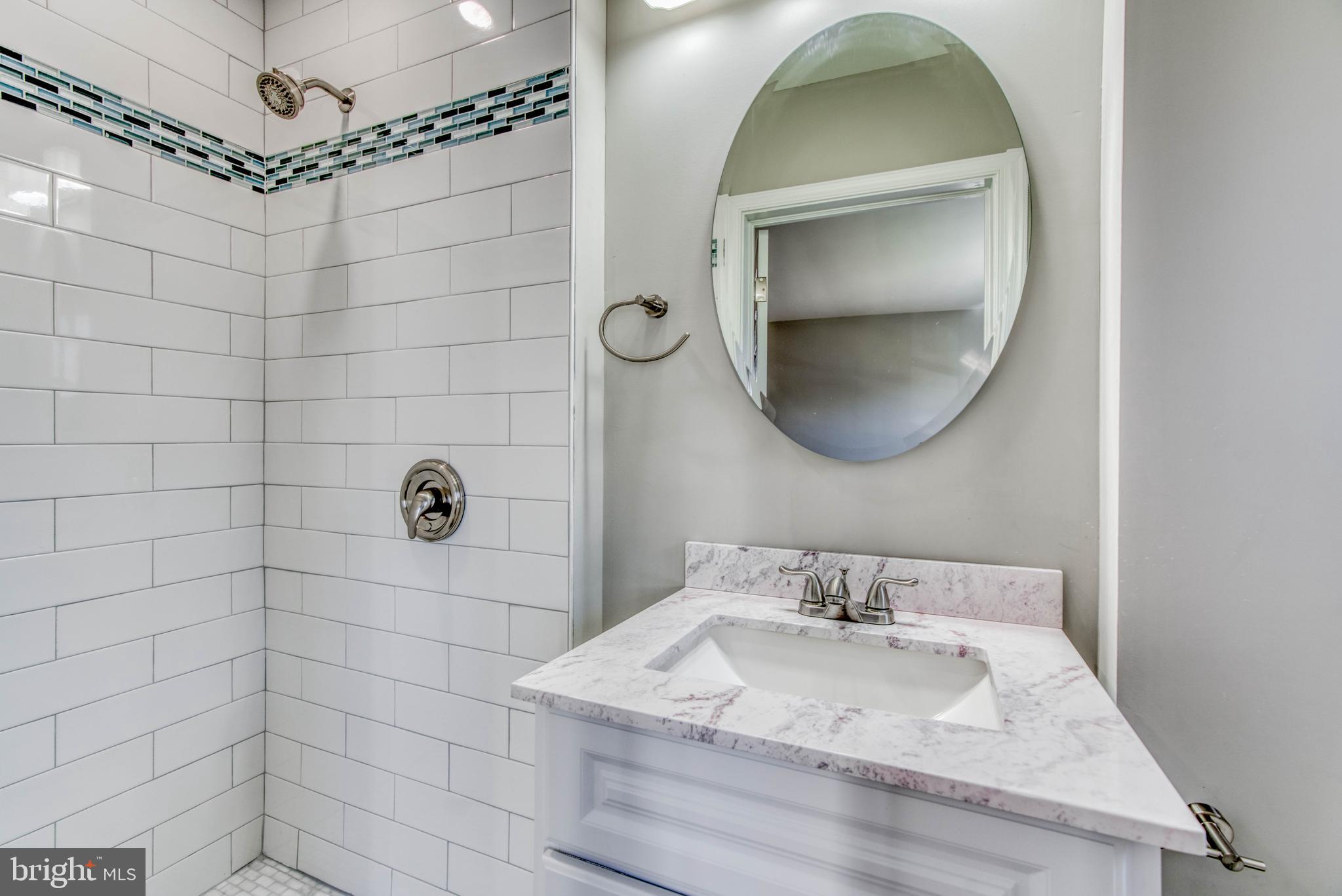 NORTHWOOD - Residential