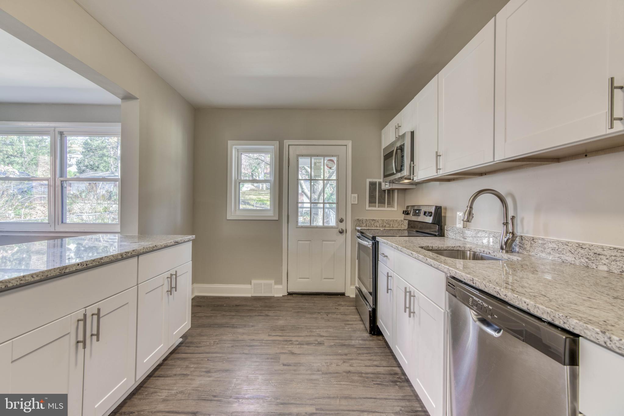 NORTHWOOD - Residential