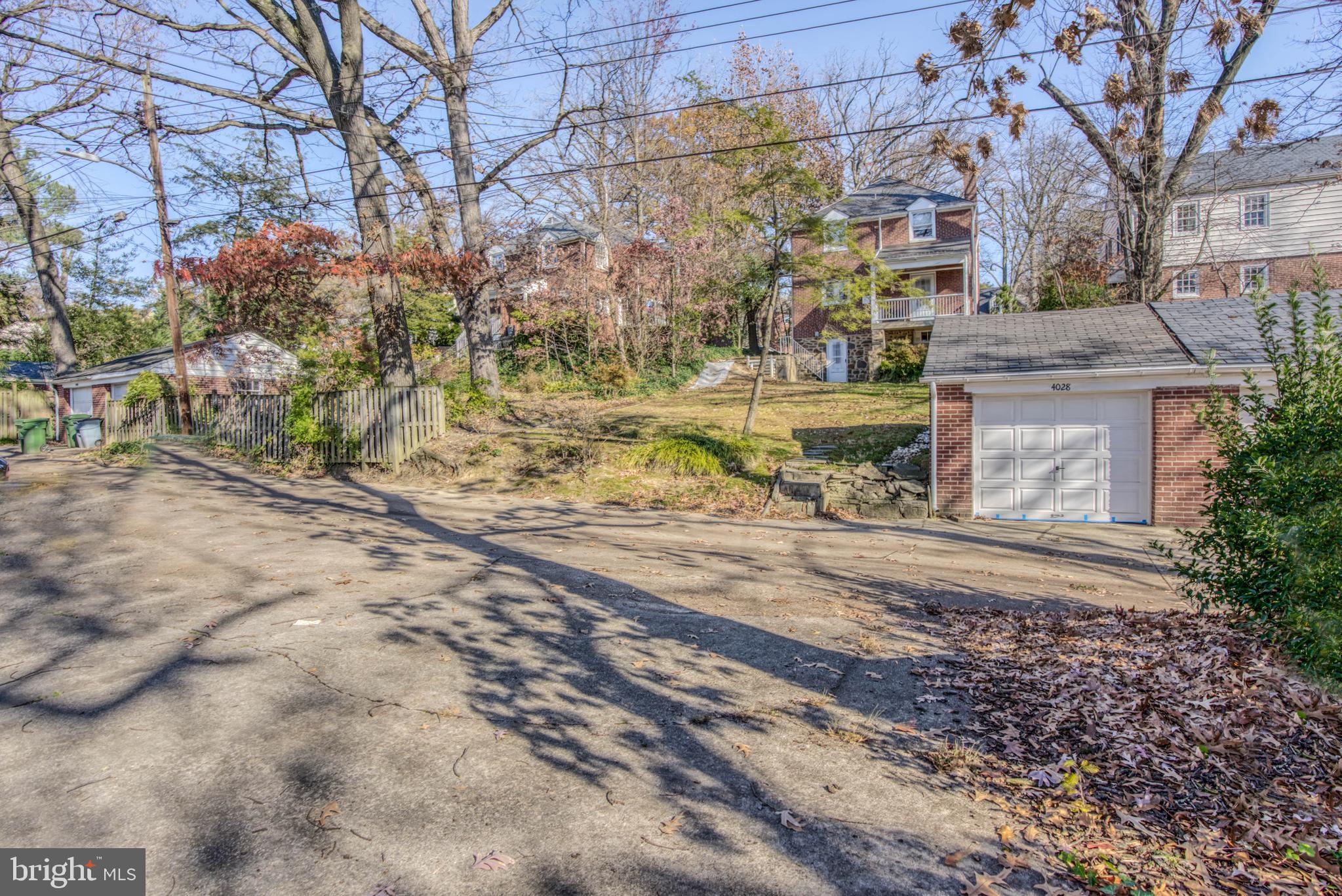 NORTHWOOD - Residential