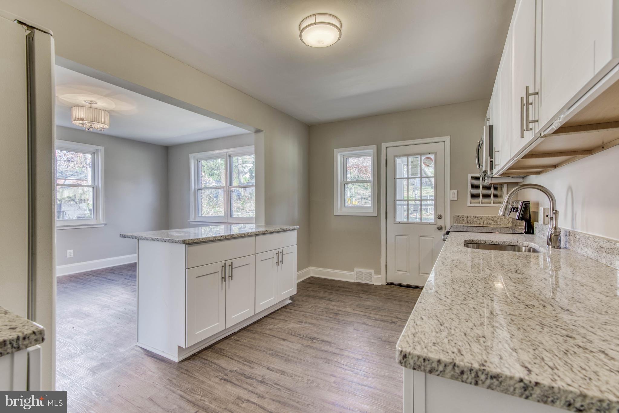 NORTHWOOD - Residential