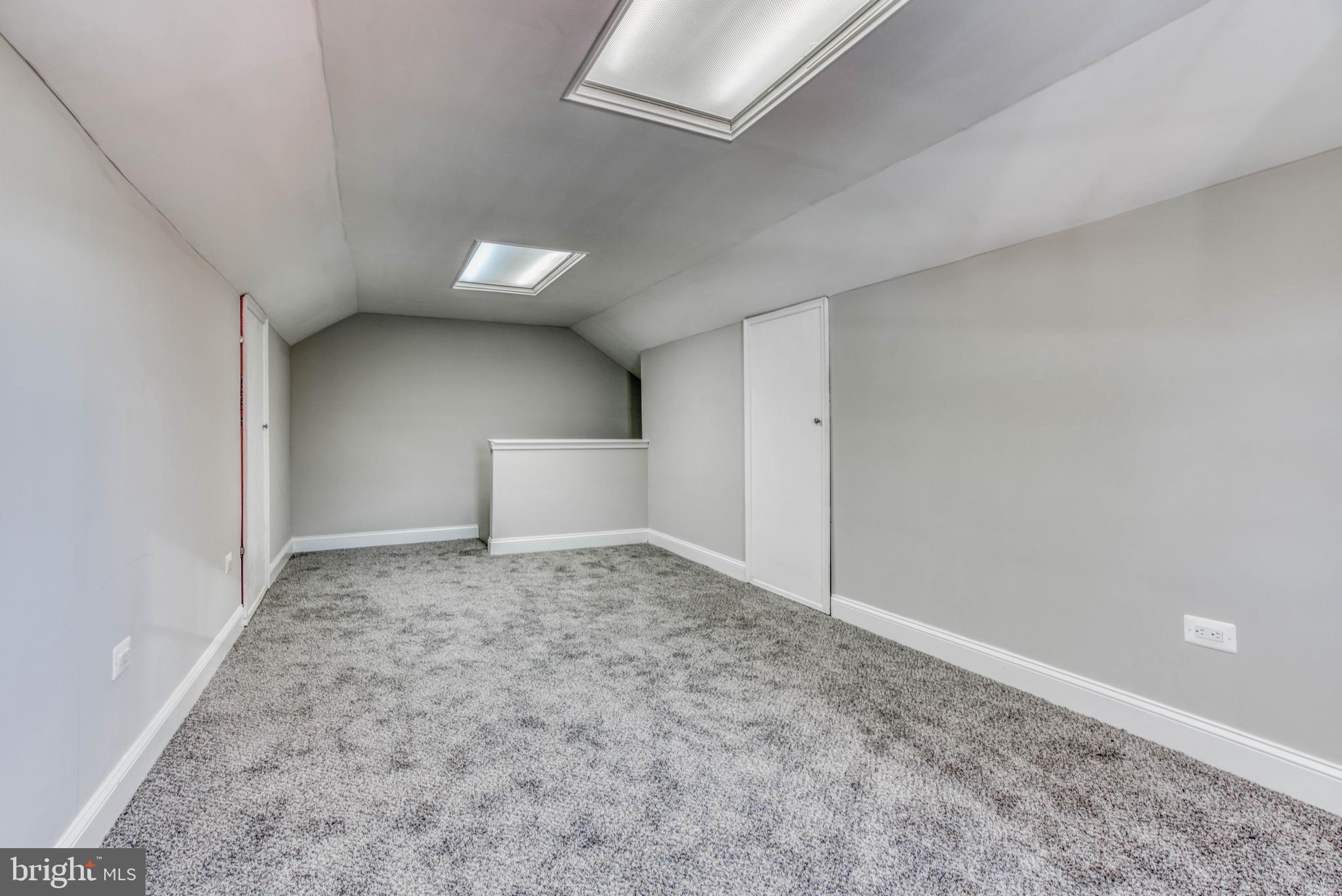 NORTHWOOD - Residential