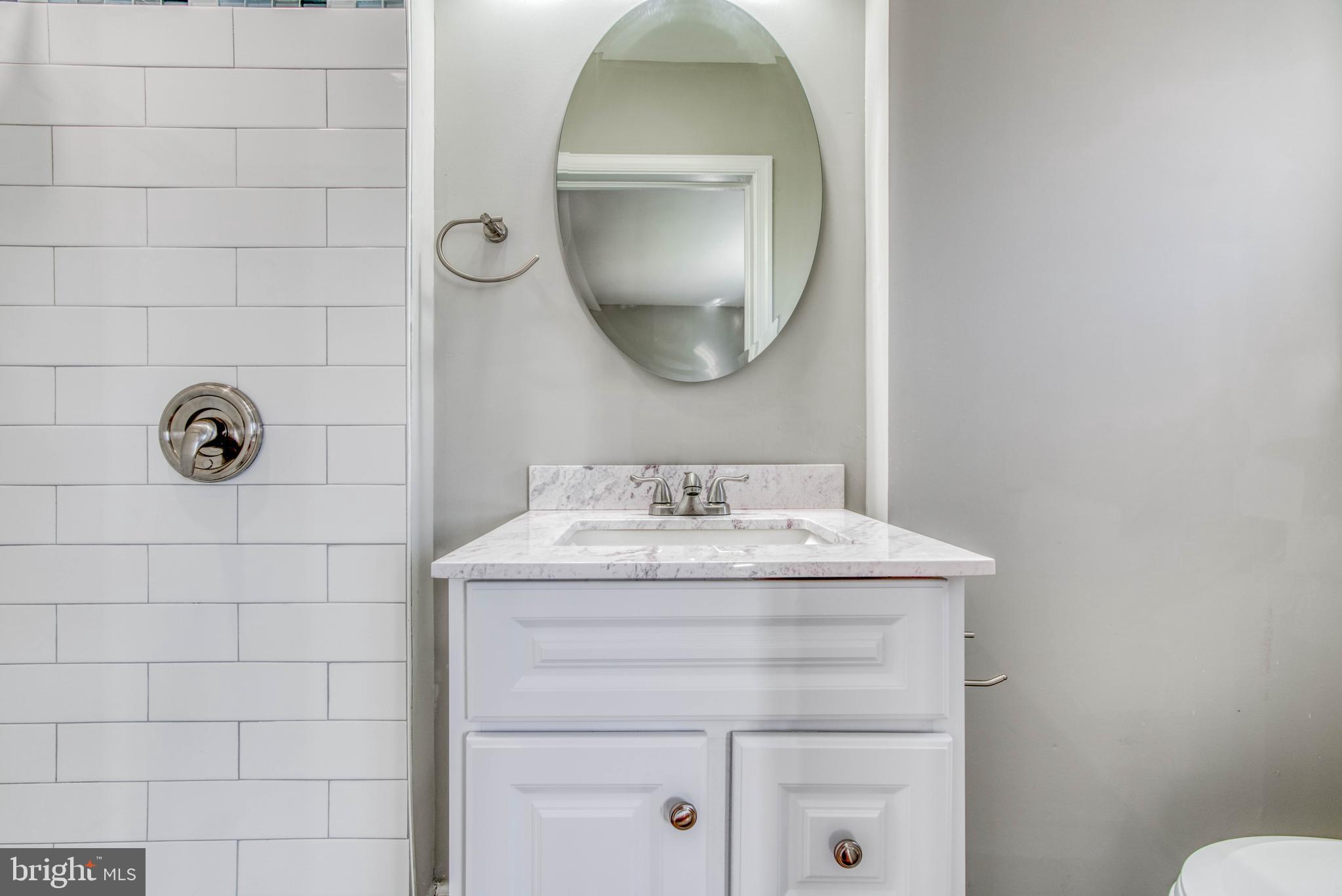 NORTHWOOD - Residential