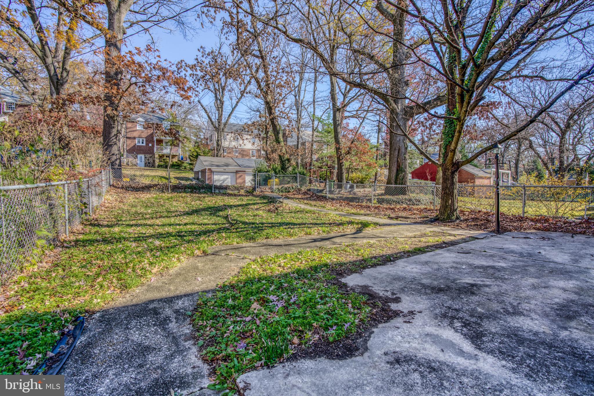 NORTHWOOD - Residential