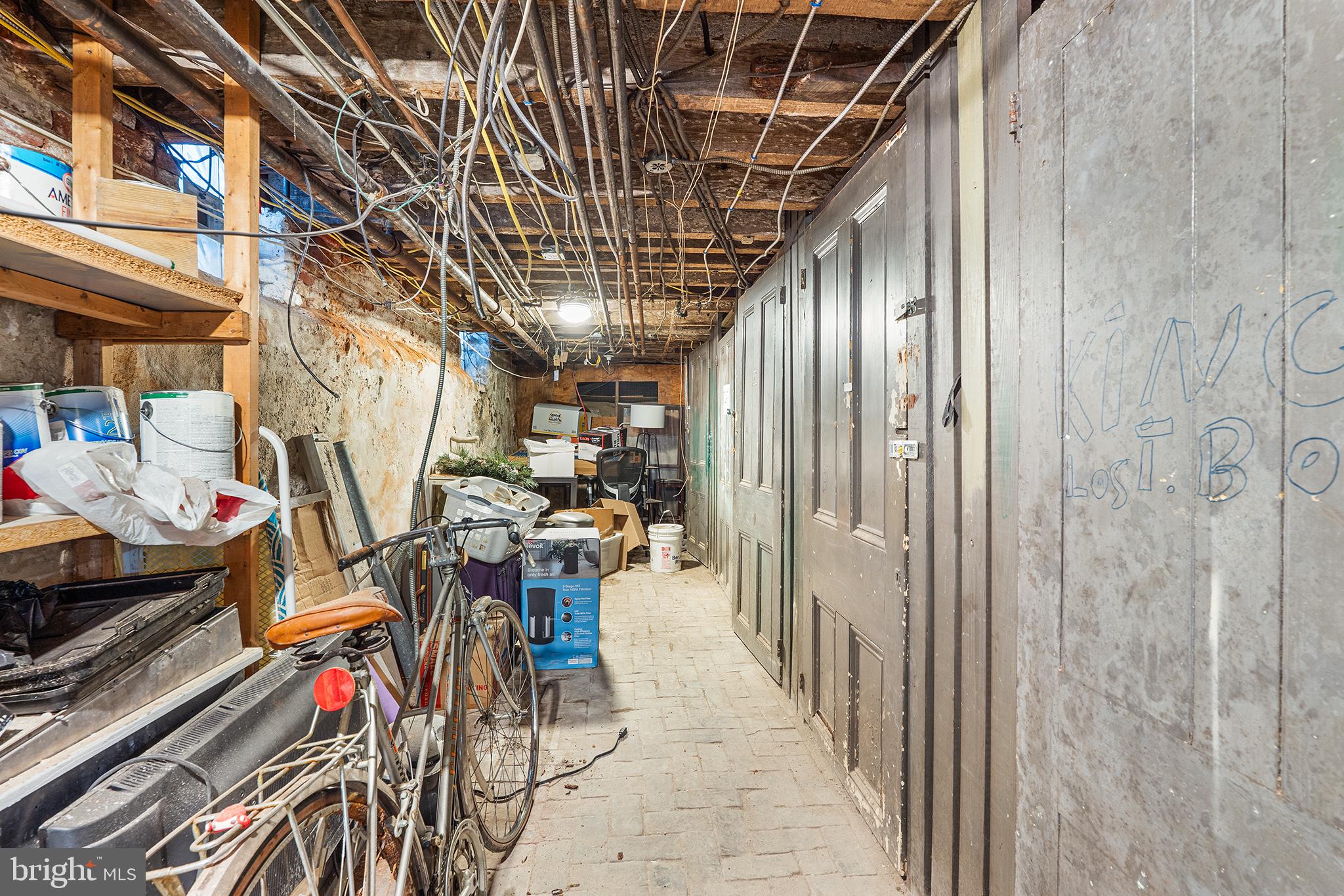 RITTENHOUSE SQUARE - Commercial Sale