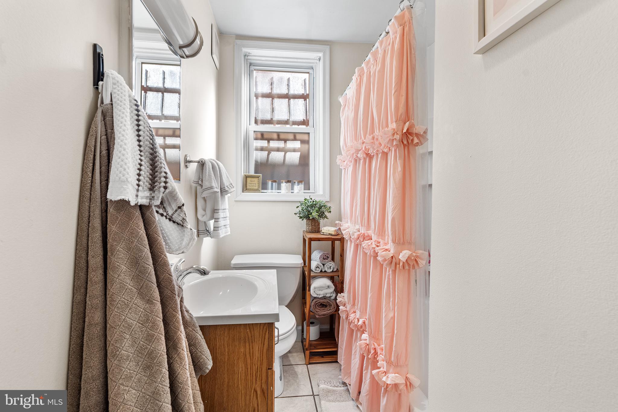 RITTENHOUSE SQUARE - Commercial Sale