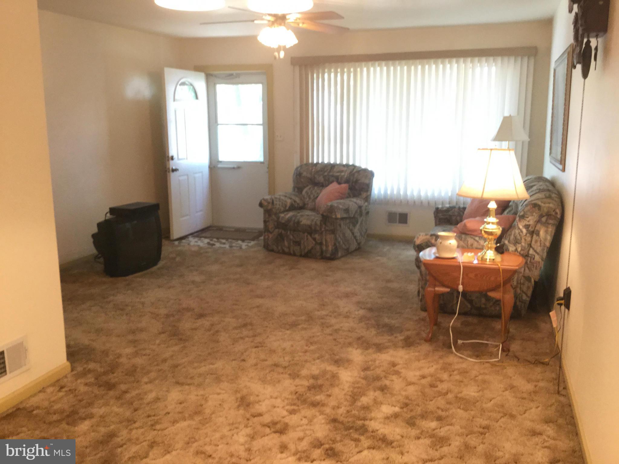 QUEENS PARK - Residential