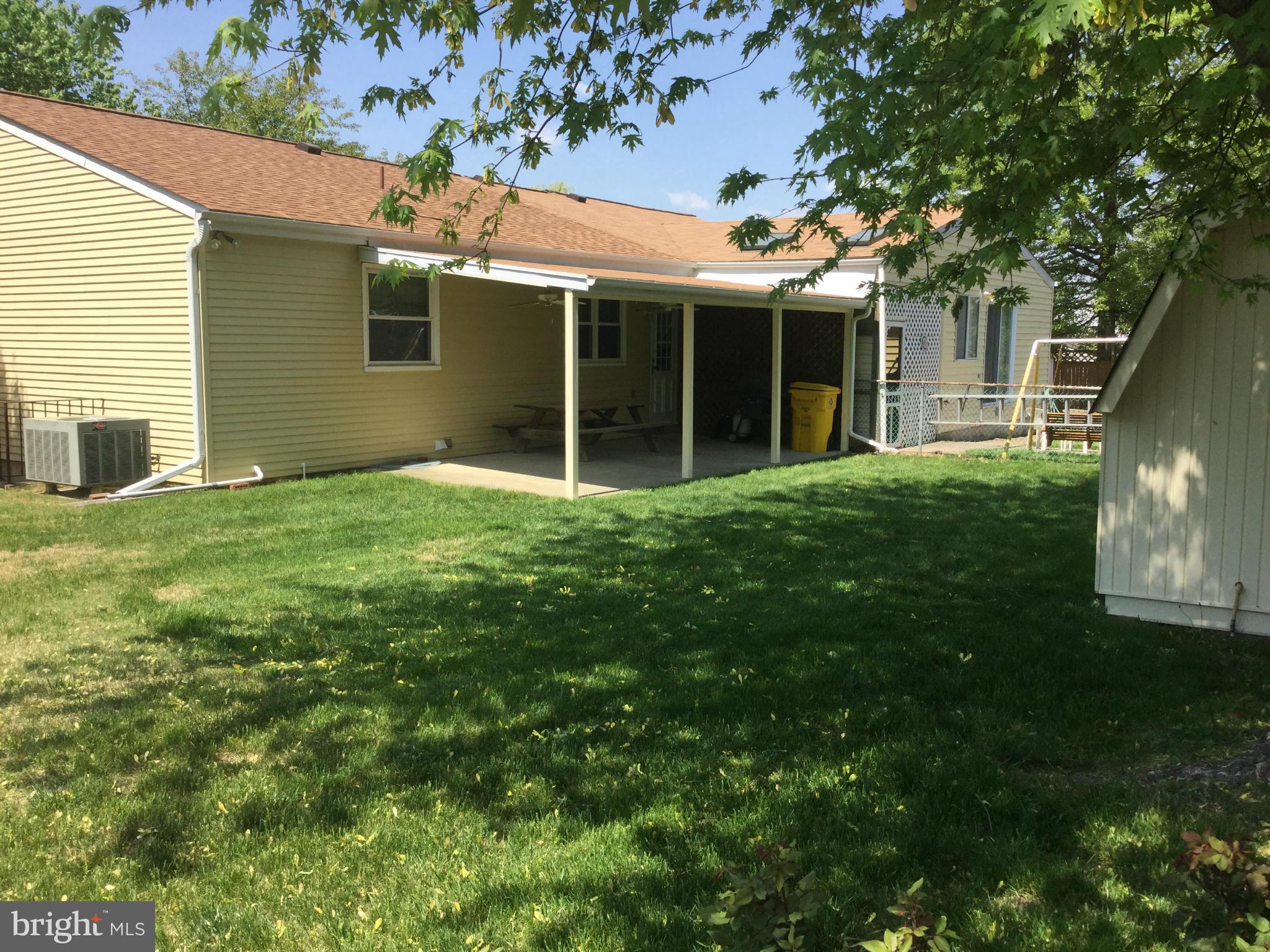 QUEENS PARK - Residential