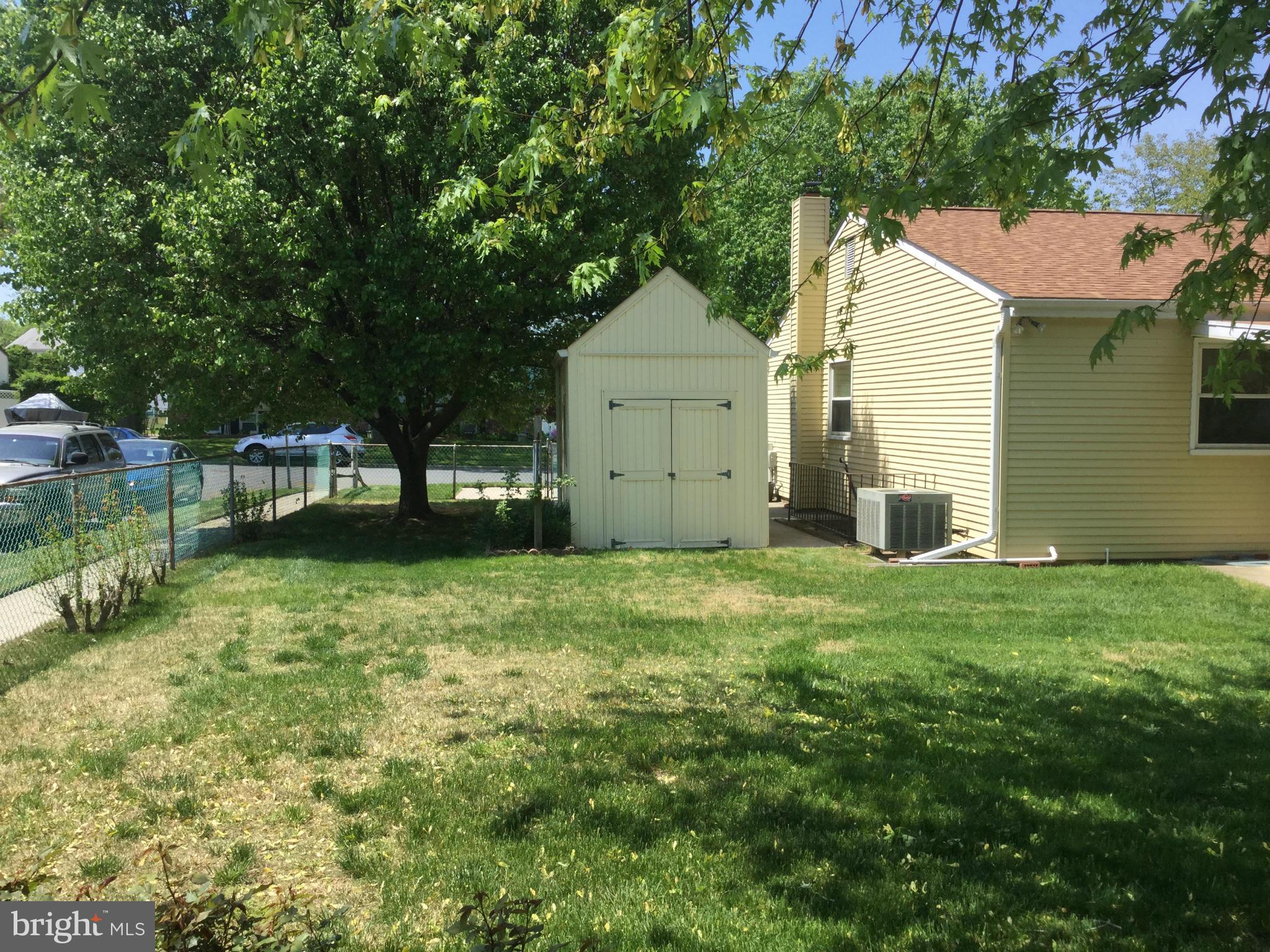 QUEENS PARK - Residential