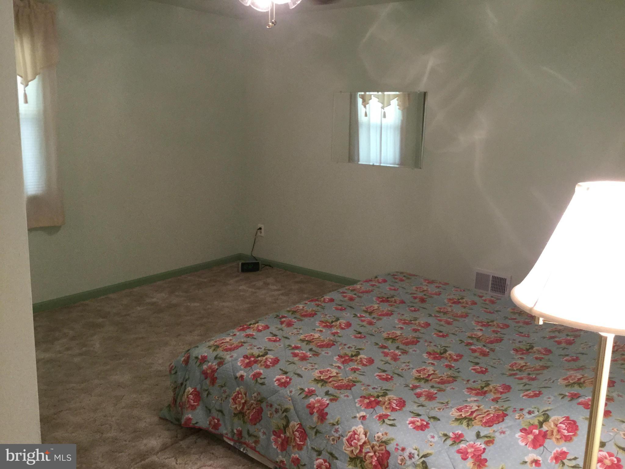 QUEENS PARK - Residential