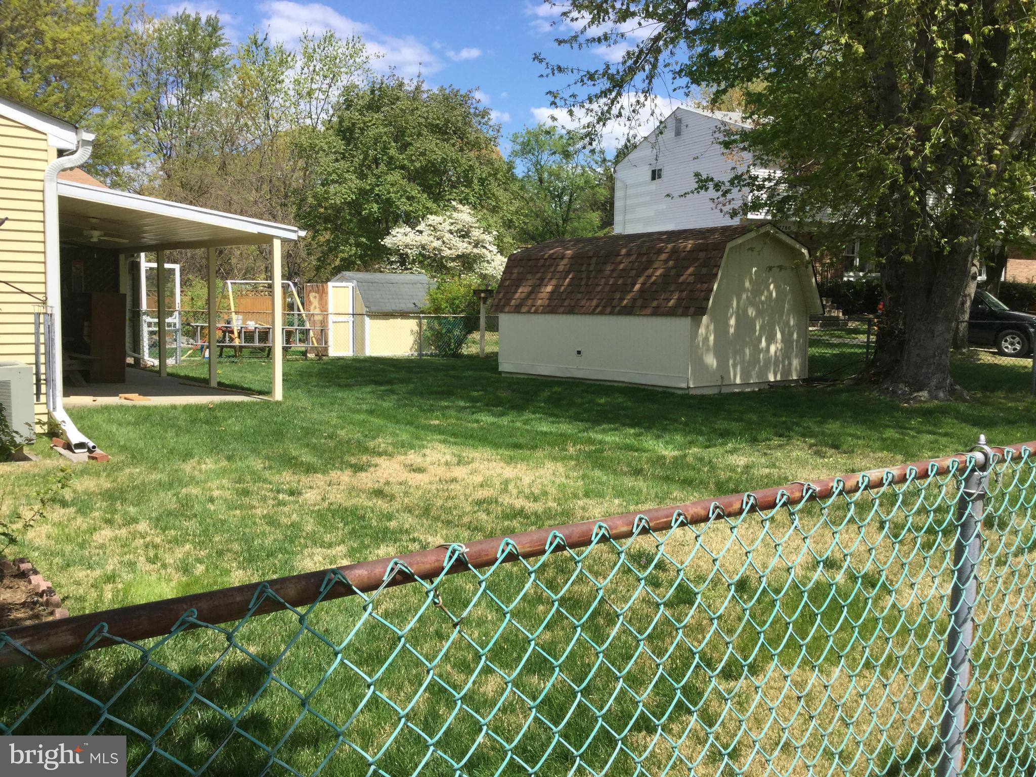 QUEENS PARK - Residential