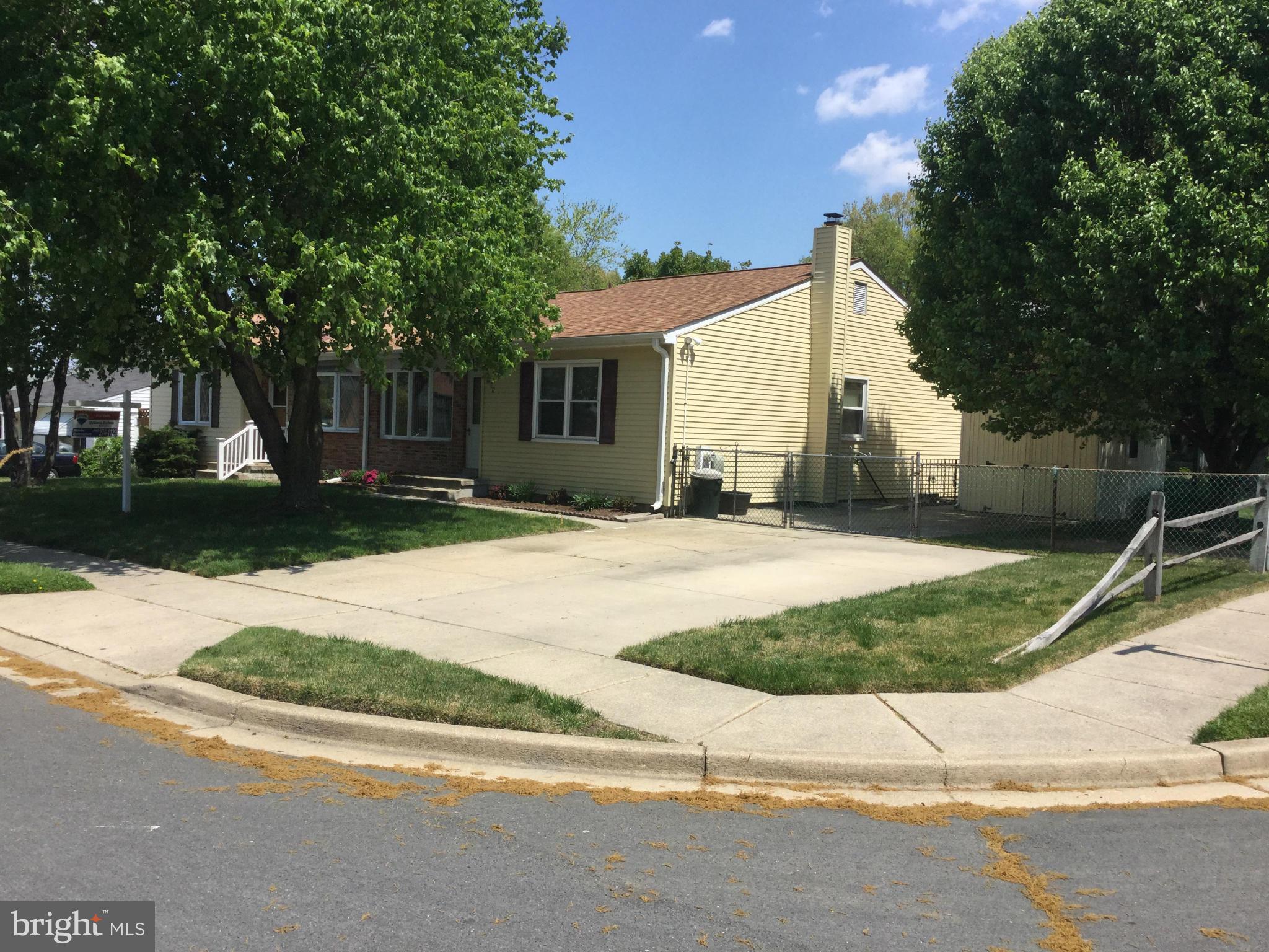 QUEENS PARK - Residential