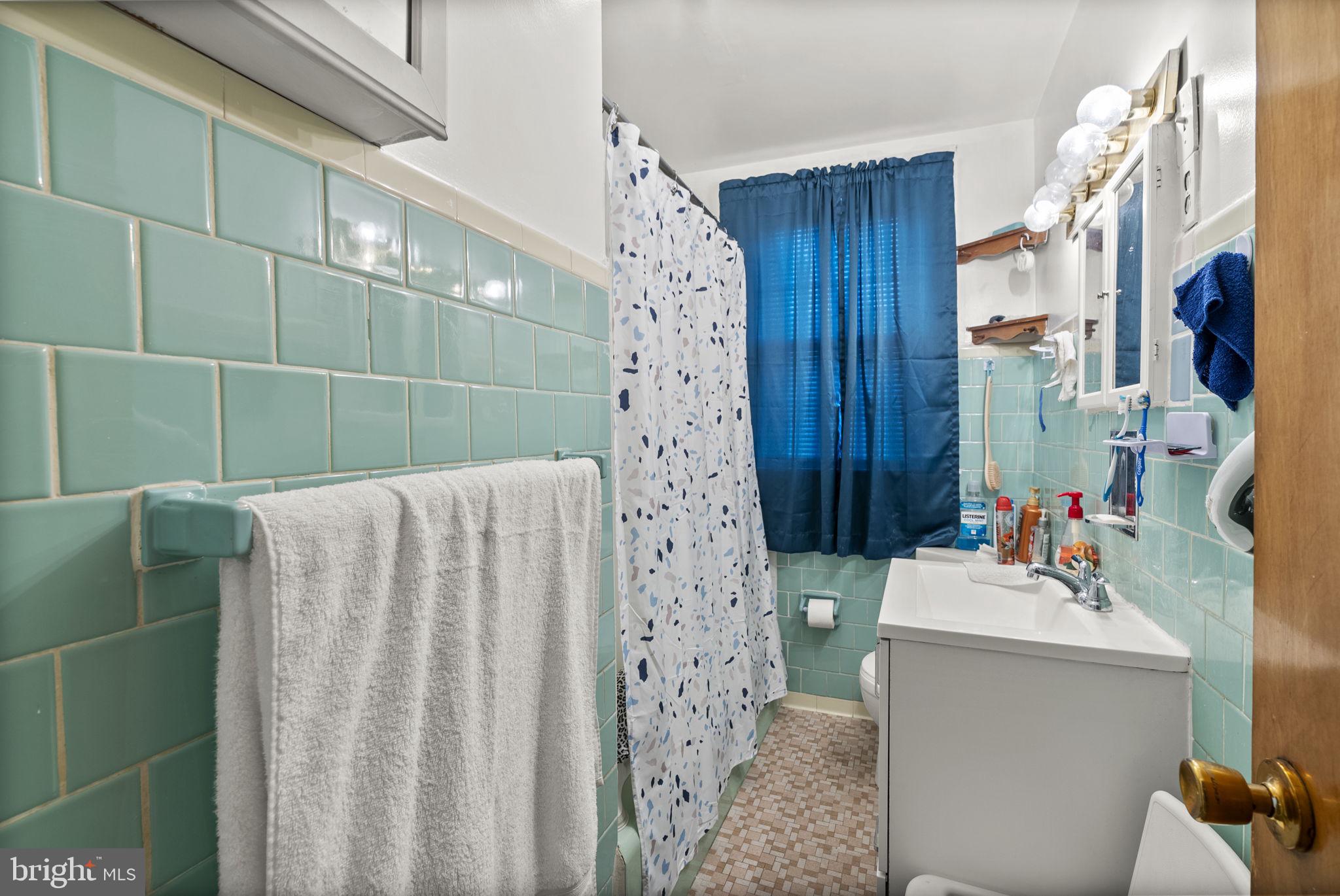 FAIRLAWN - Residential