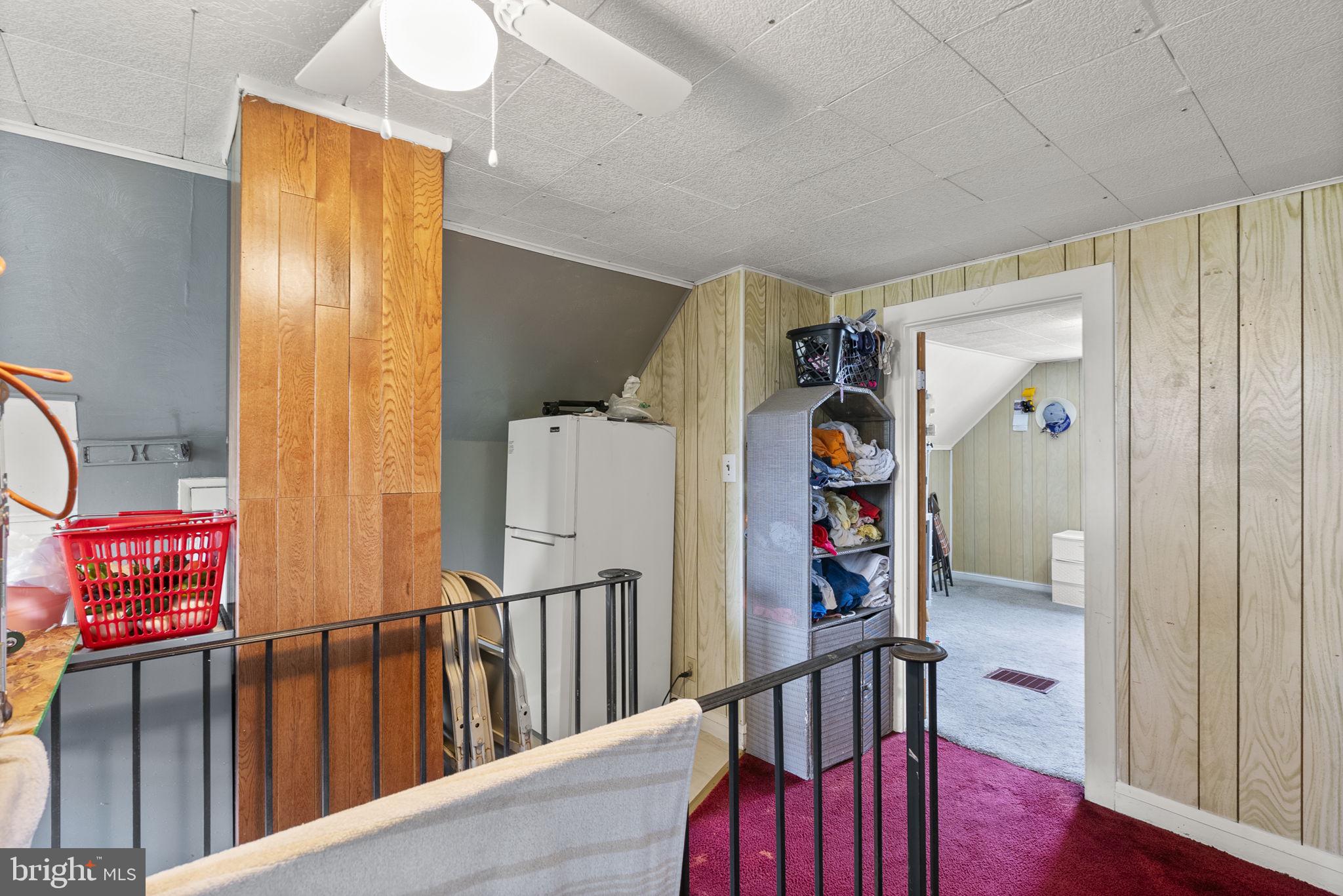 FAIRLAWN - Residential