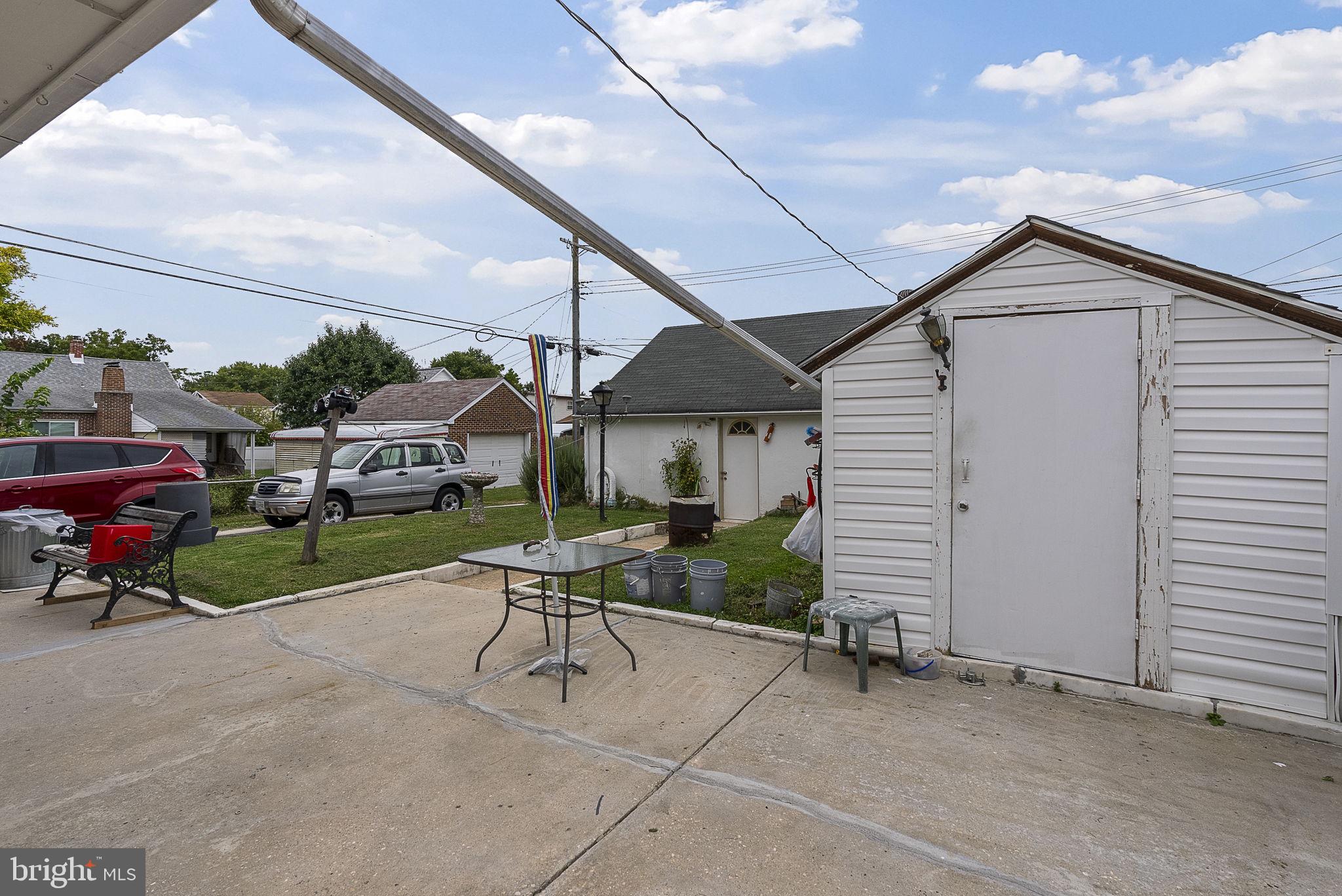 FAIRLAWN - Residential