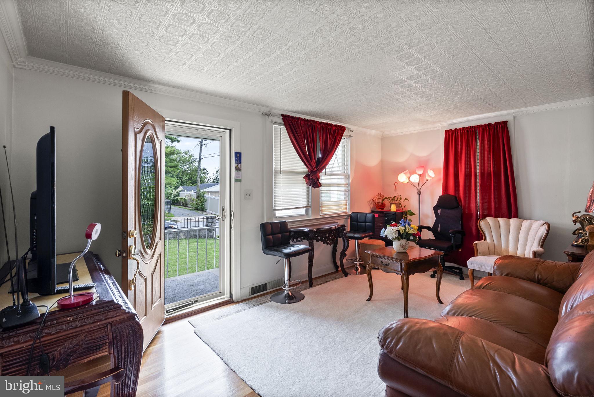 FAIRLAWN - Residential