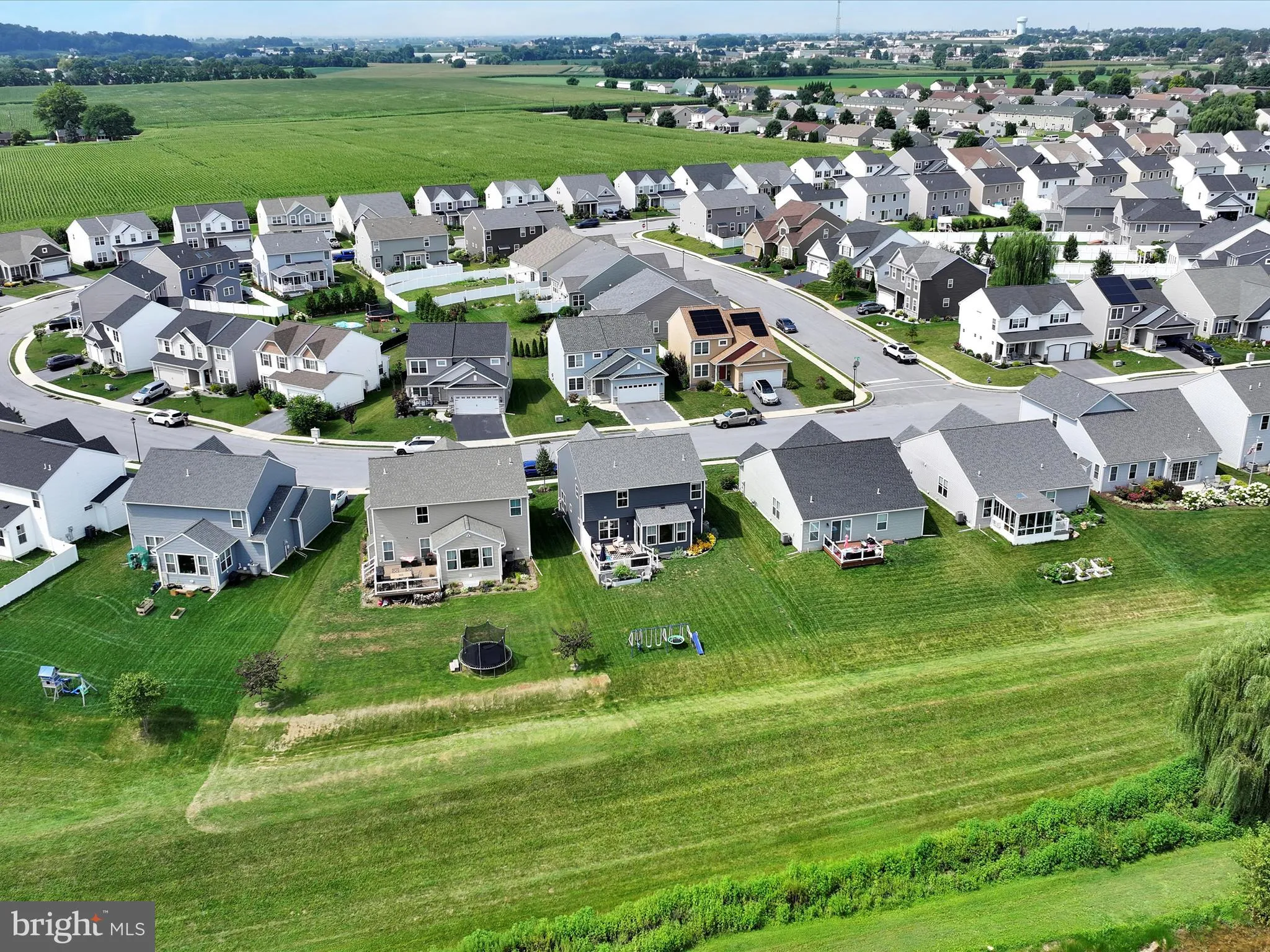 New Holland, Pennsylvania 17557, United States, 4 Bedrooms Bedrooms, ,3 BathroomsBathrooms,Residential,Pending,193247