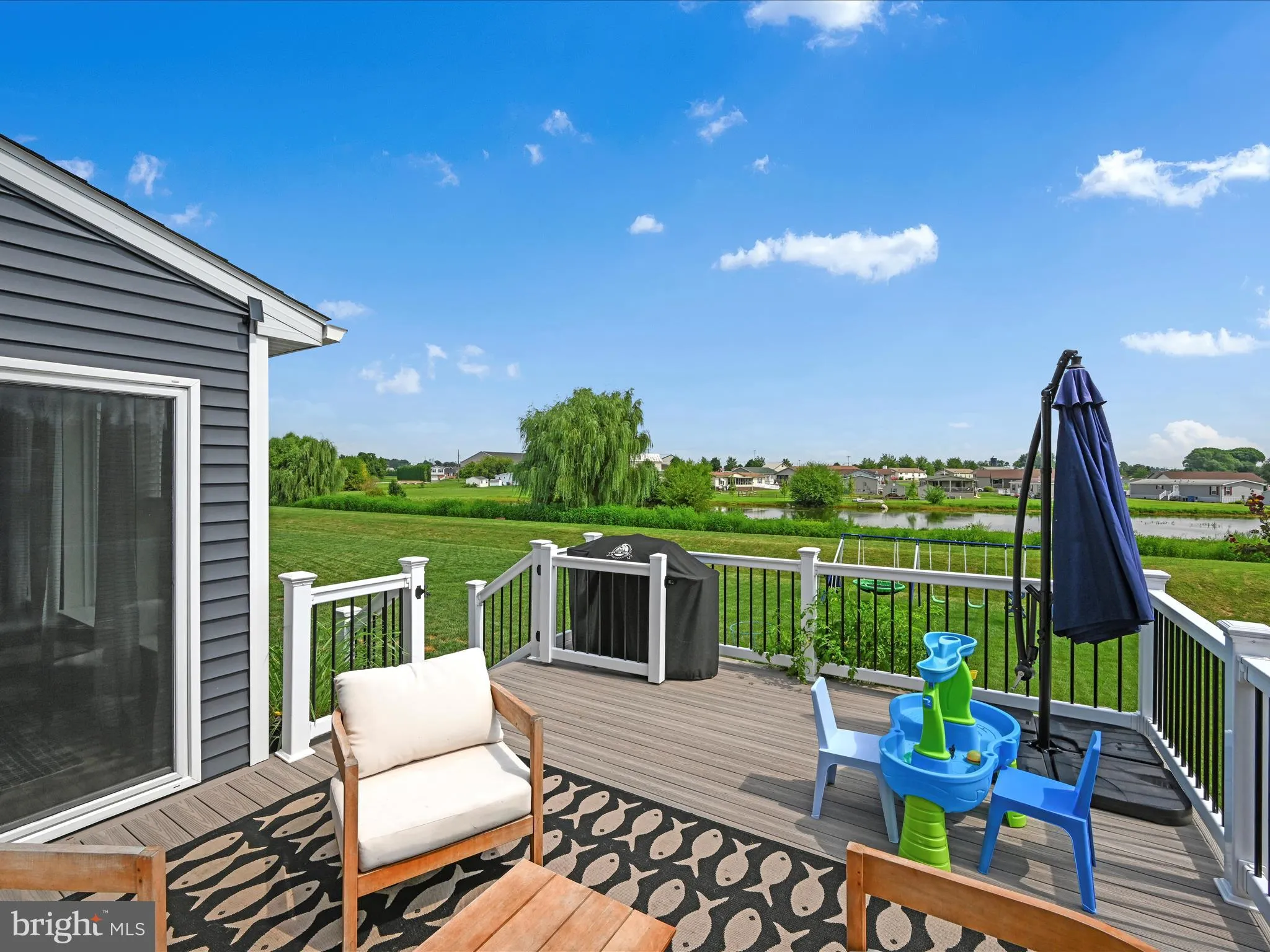 New Holland, Pennsylvania 17557, United States, 4 Bedrooms Bedrooms, ,3 BathroomsBathrooms,Residential,Pending,193247