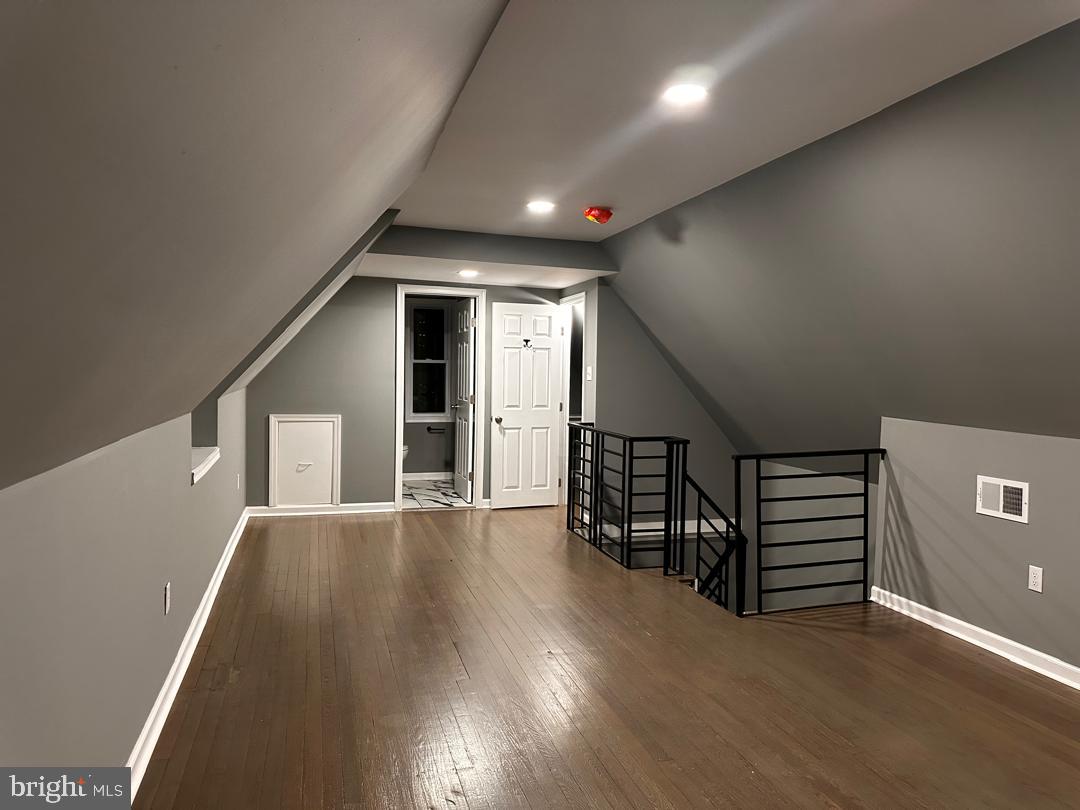 STONEHURST - Residential