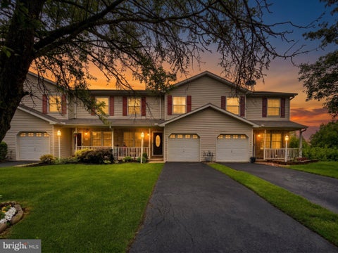 Photo of 2989 Robin Road, YORK, PA 17404 (MLS # PAYK2104252)