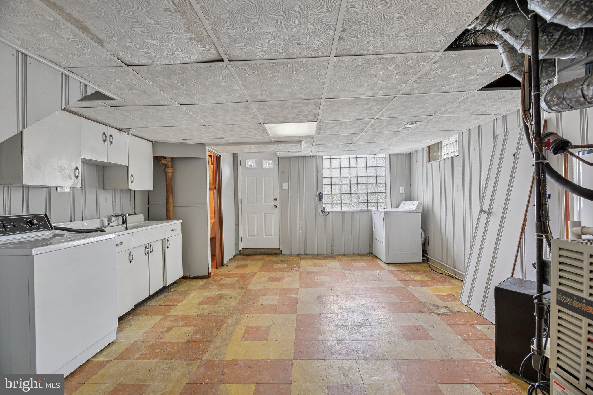 BROOKLYN - Residential