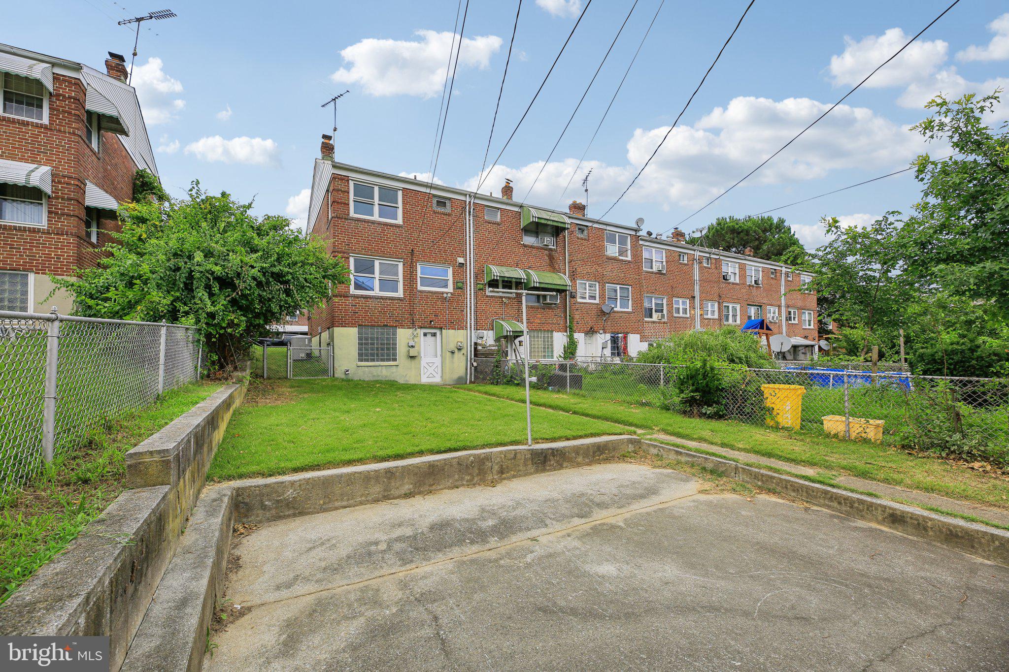 BROOKLYN - Residential