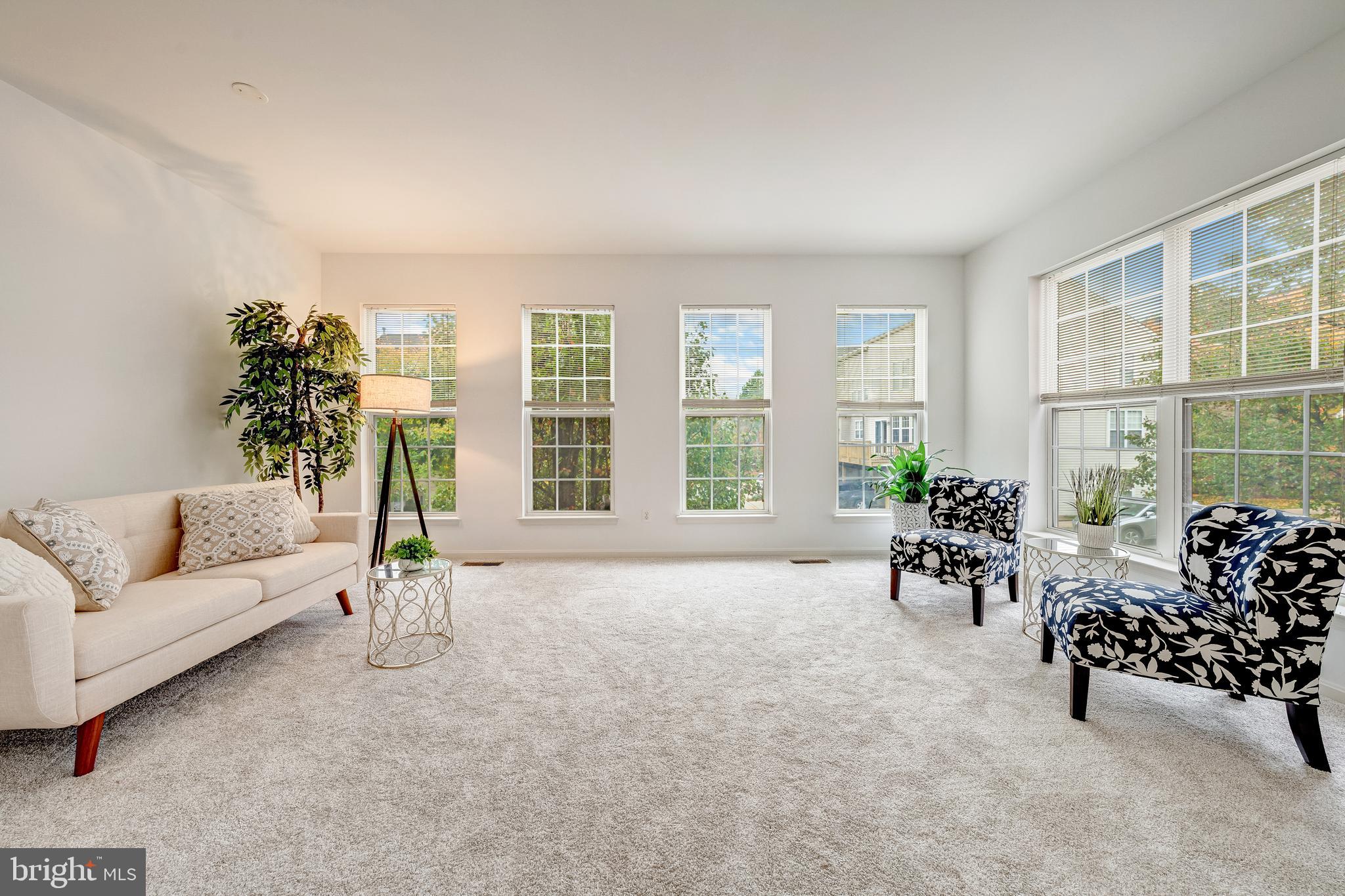 ASHBURN VILLAGE - Residential