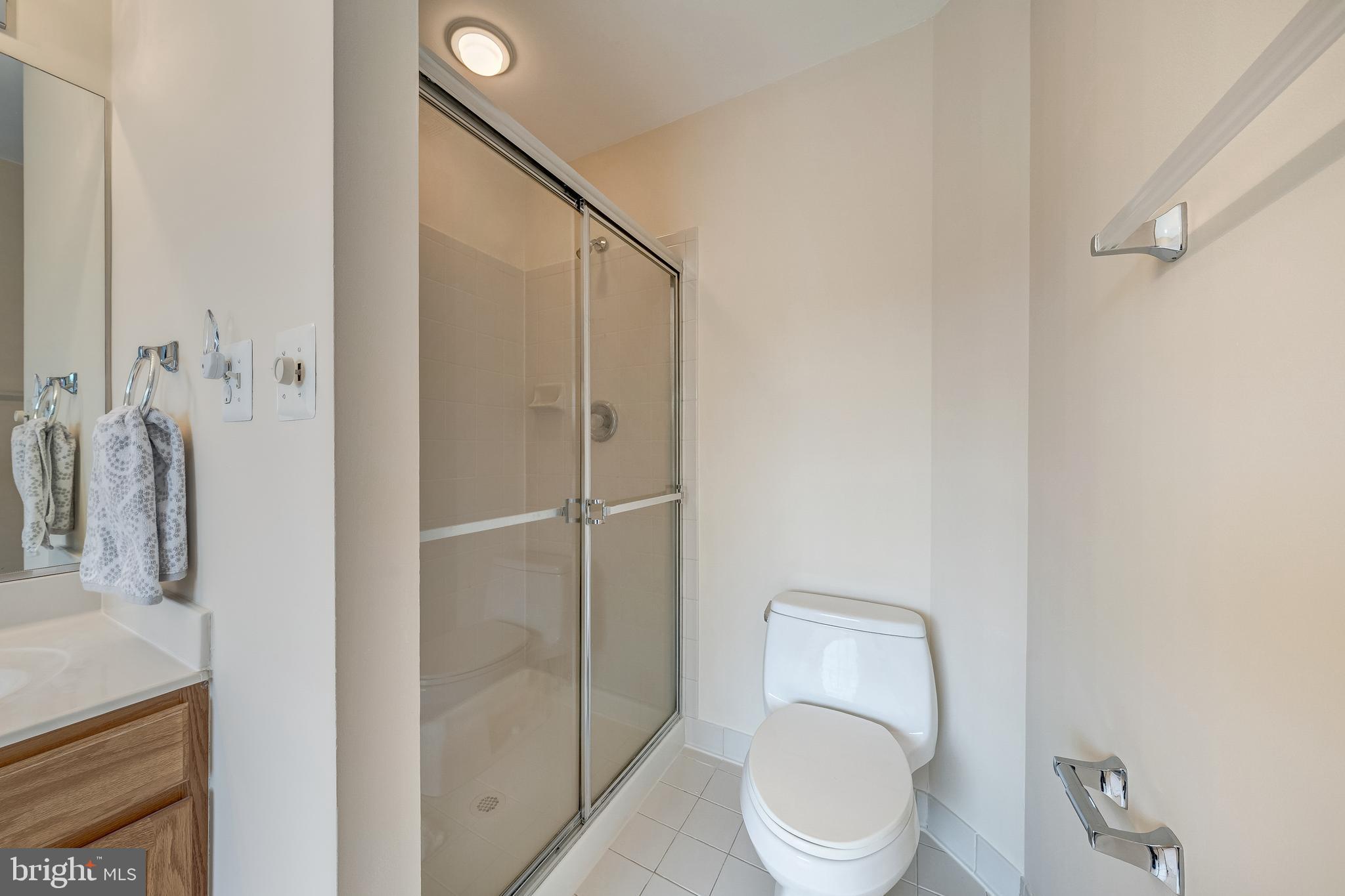 ASHBURN VILLAGE - Residential