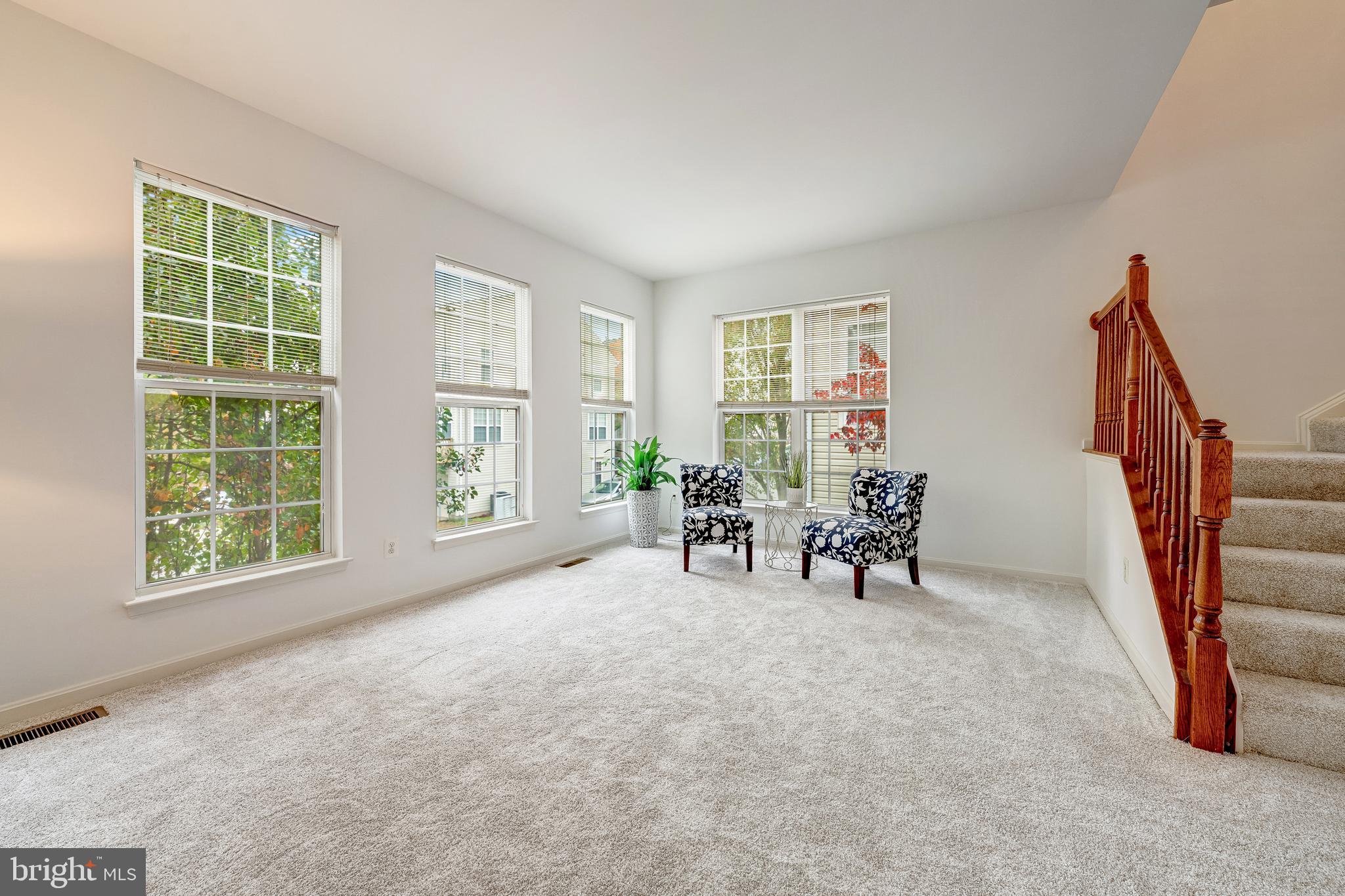 ASHBURN VILLAGE - Residential