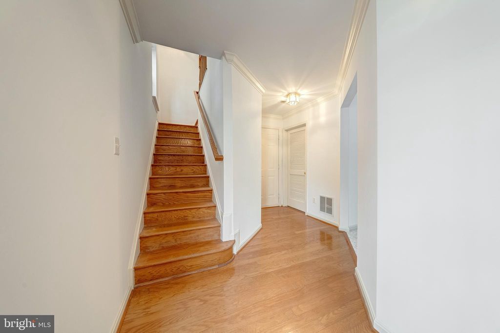 Photo of 44248 Suscon Square, ASHBURN, VA 20147 (MLS # VALO2108802)