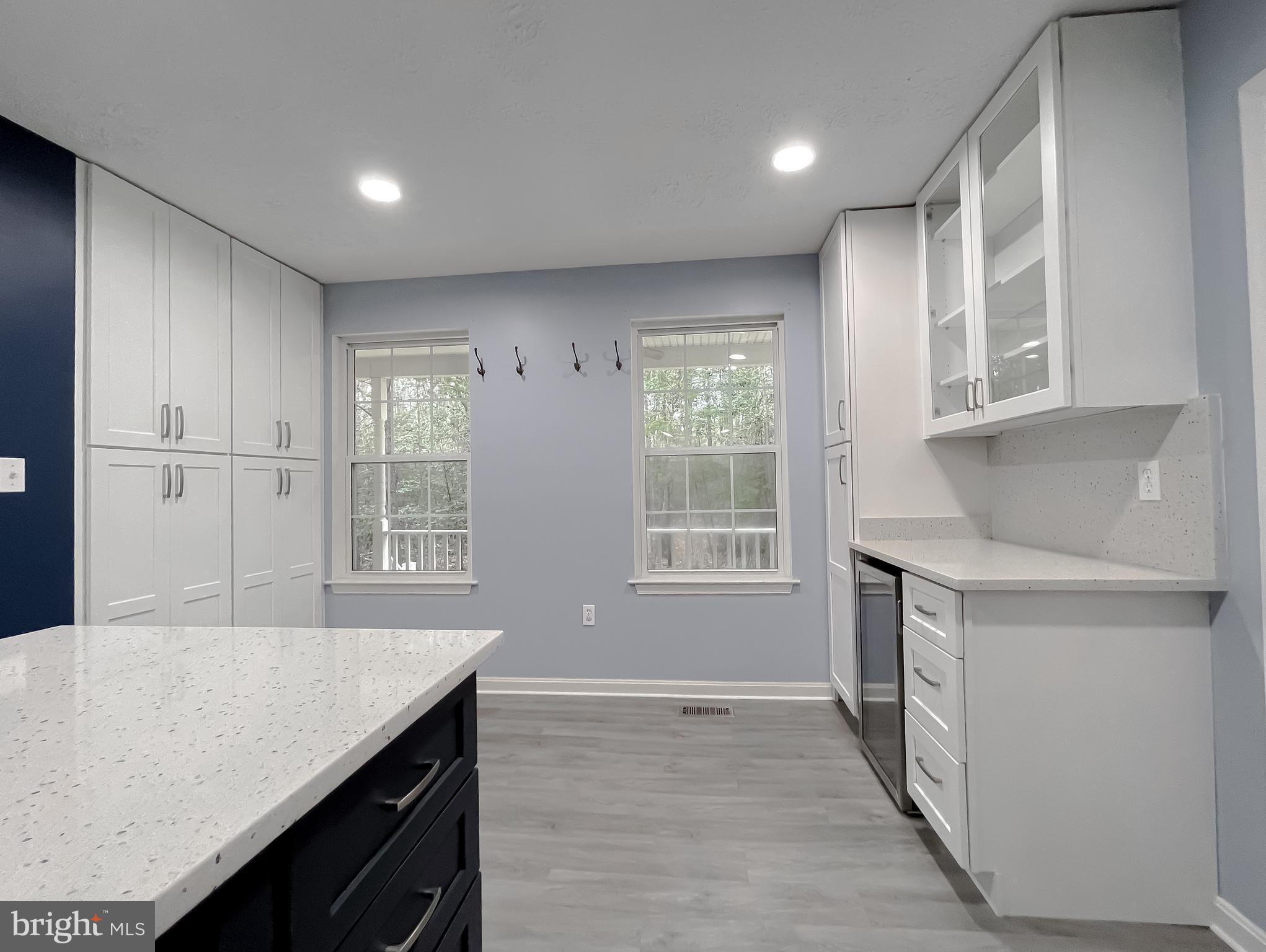 LEACHBURG - Residential