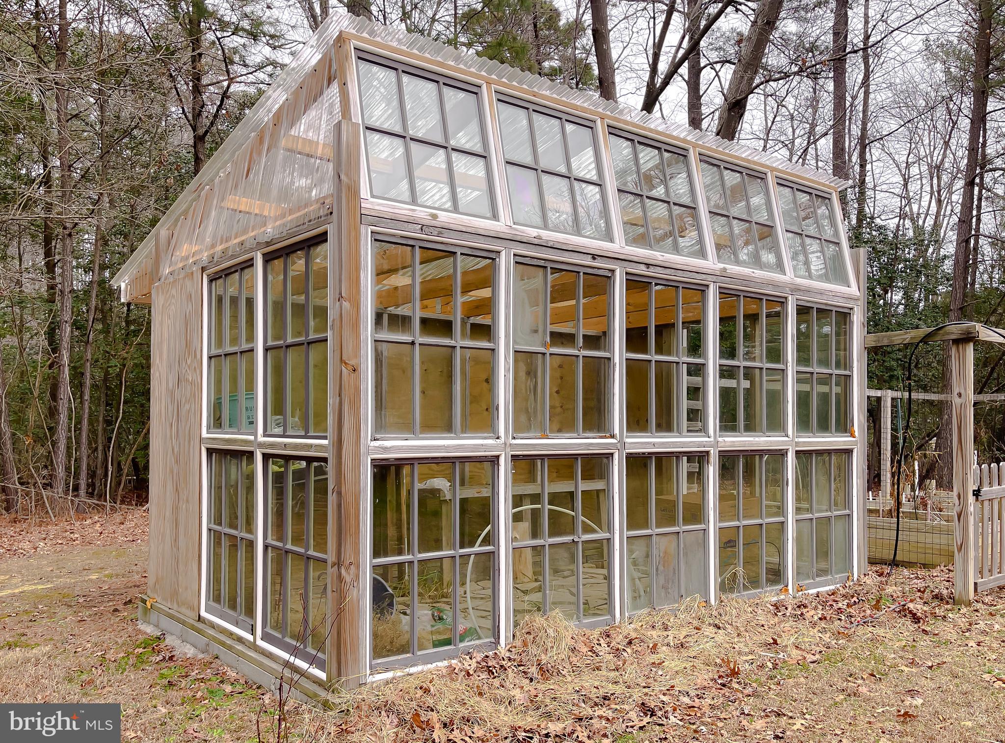 LEACHBURG - Residential